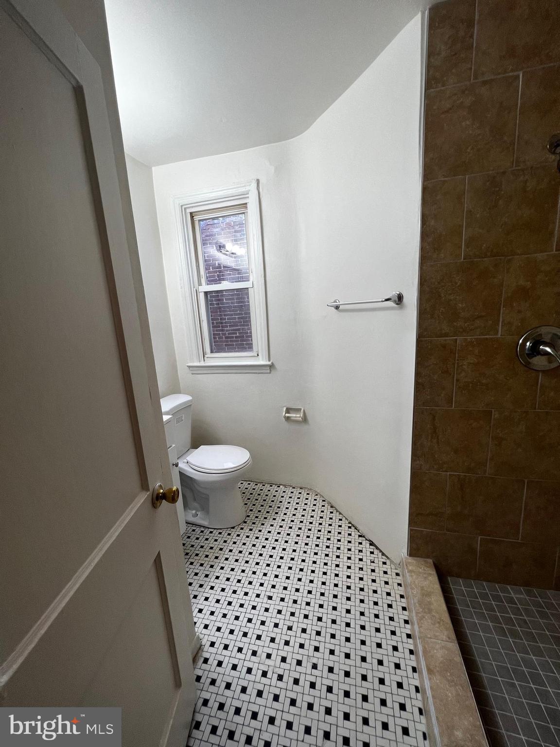 CURTIS BAY - Residential Lease