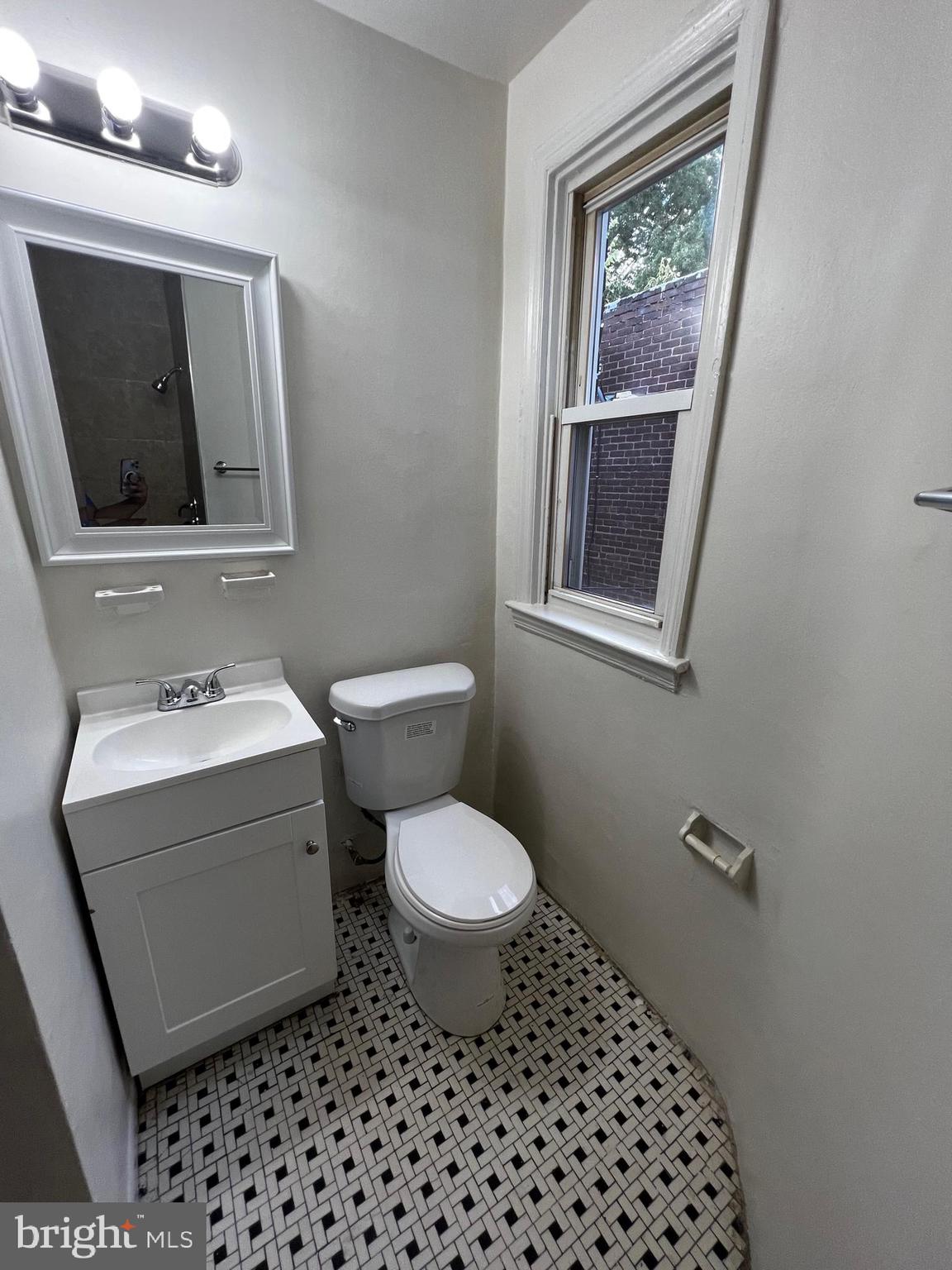 CURTIS BAY - Residential Lease