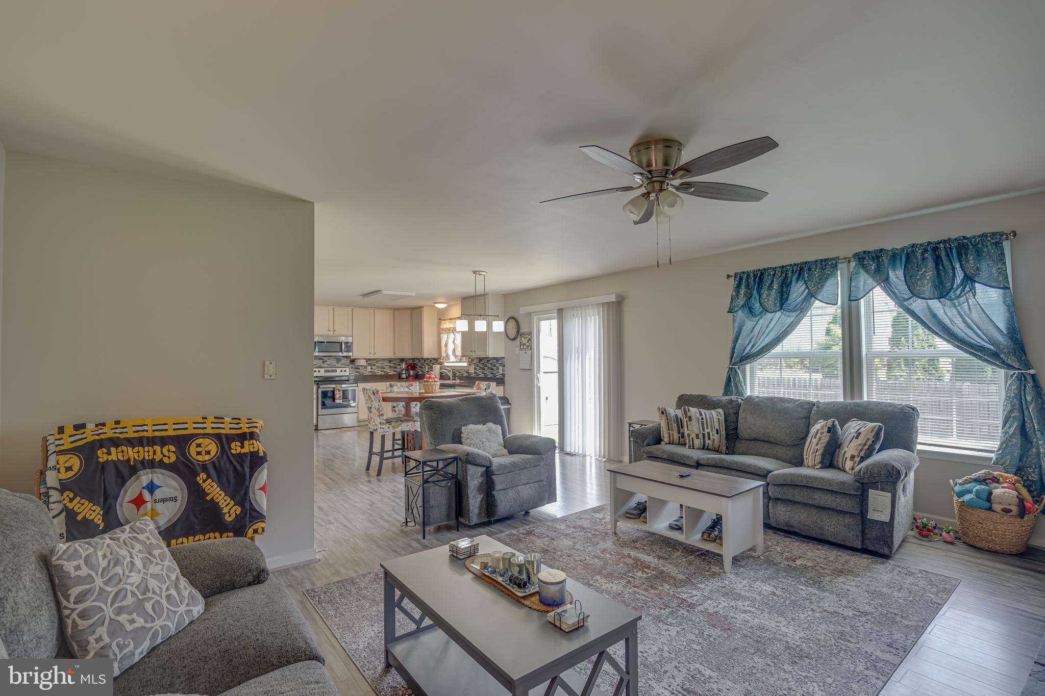 RIVERSIDE VILLAGES - Residential