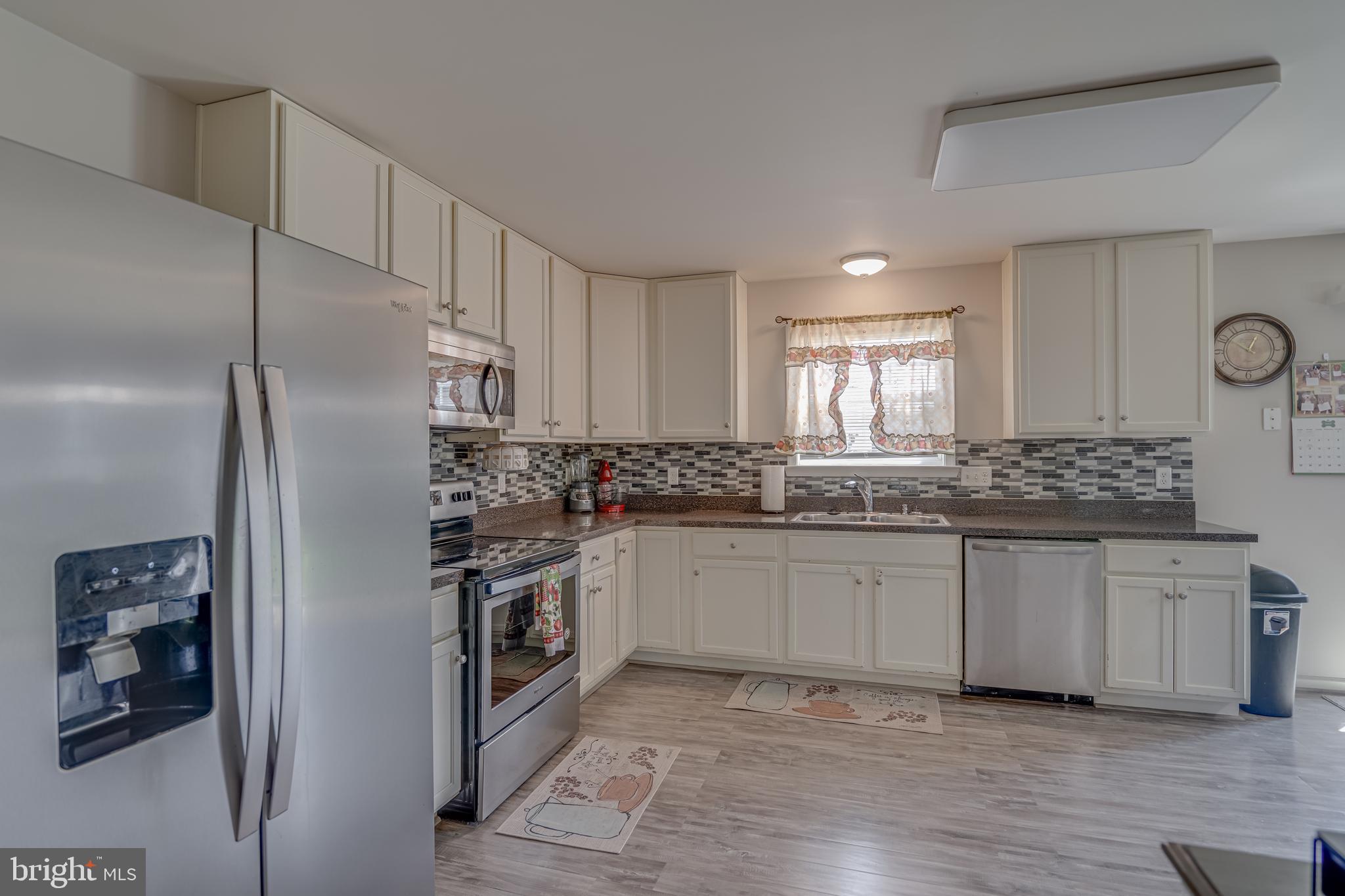 RIVERSIDE VILLAGES - Residential