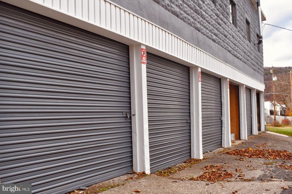 Photo of 212 Chestnut Street E, SHAMOKIN, PA 17872 (MLS # PANU2002852)