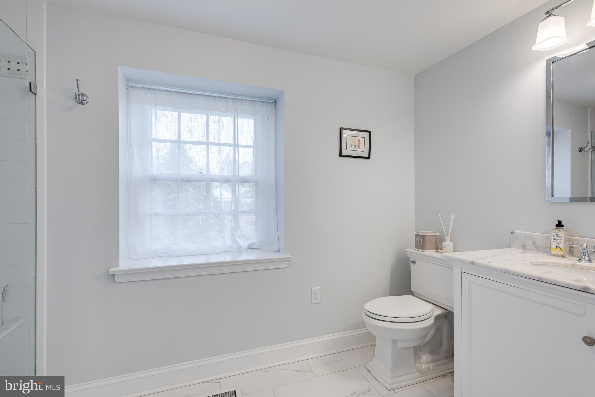 BRYN MAWR - Residential