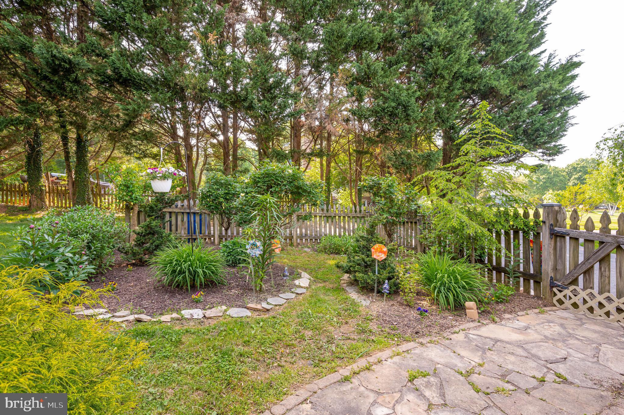 GLENN MEADOWS - Residential