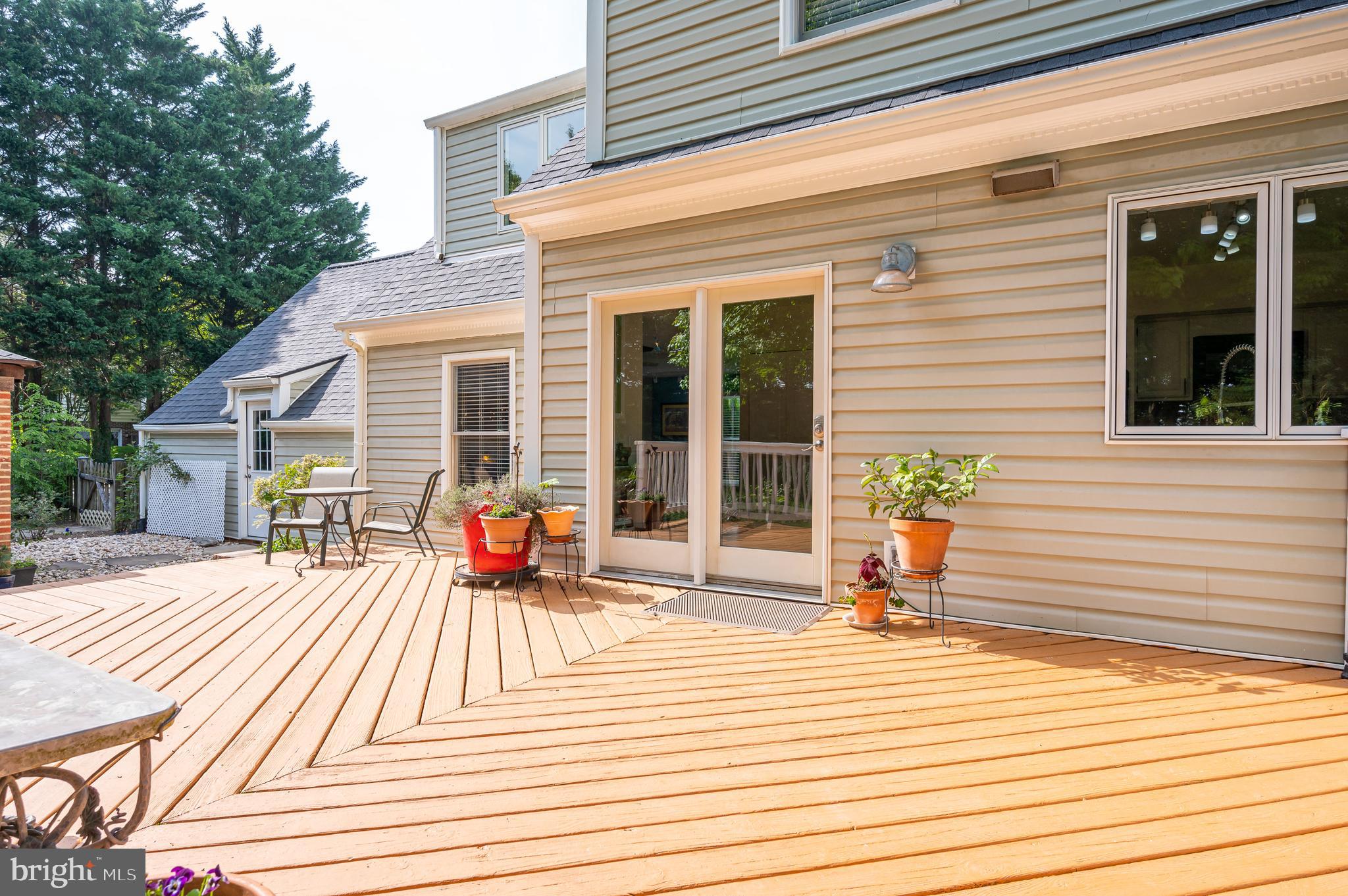 GLENN MEADOWS - Residential