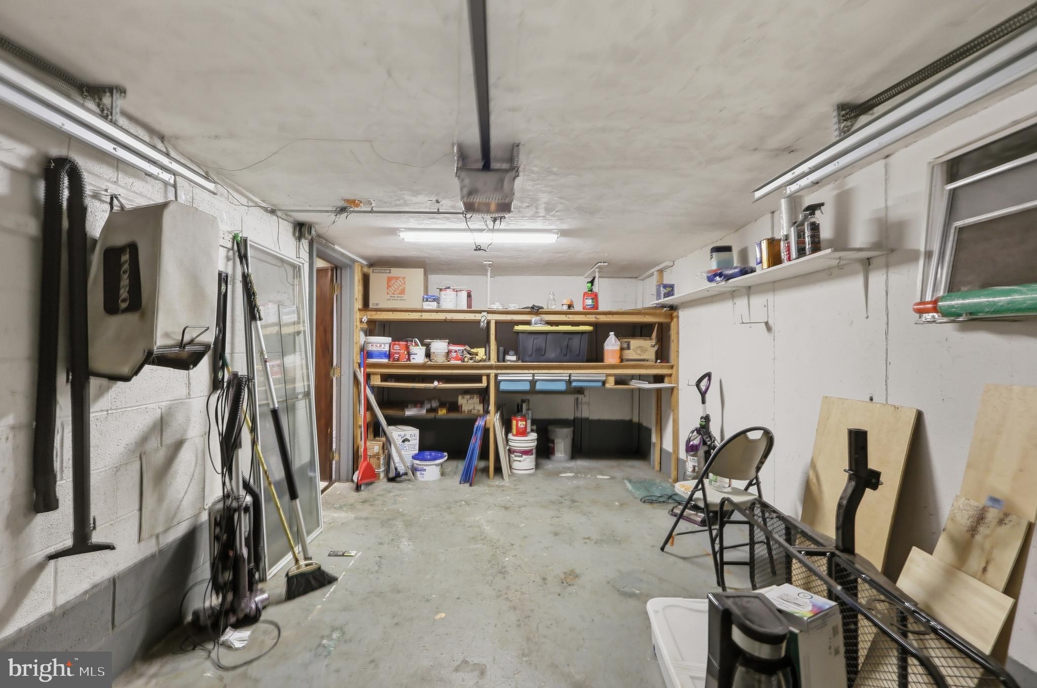 ROXBOROUGH - Residential