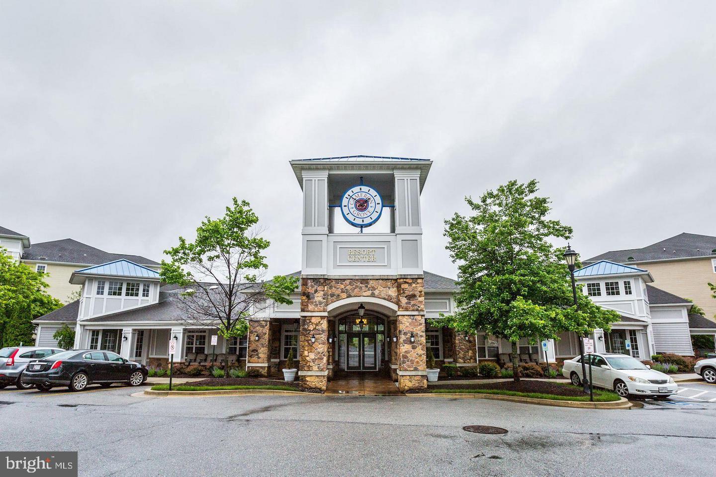 CAMERON GROVE CONDO IX> - Residential