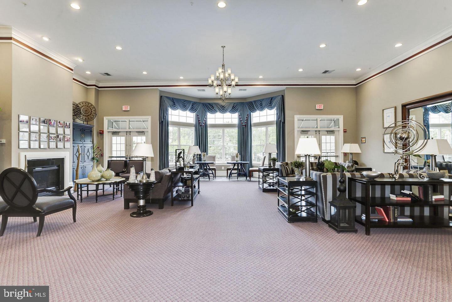 CAMERON GROVE CONDO IX> - Residential