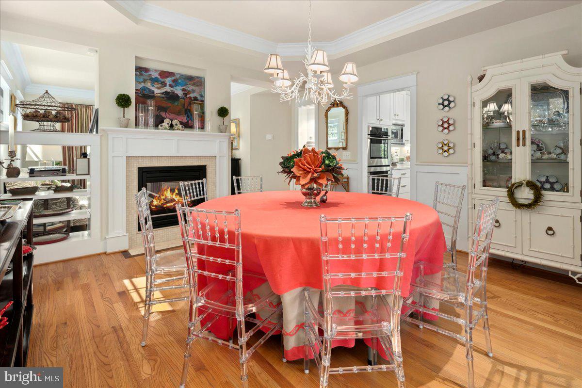 GOLF CLUB MANOR - Residential