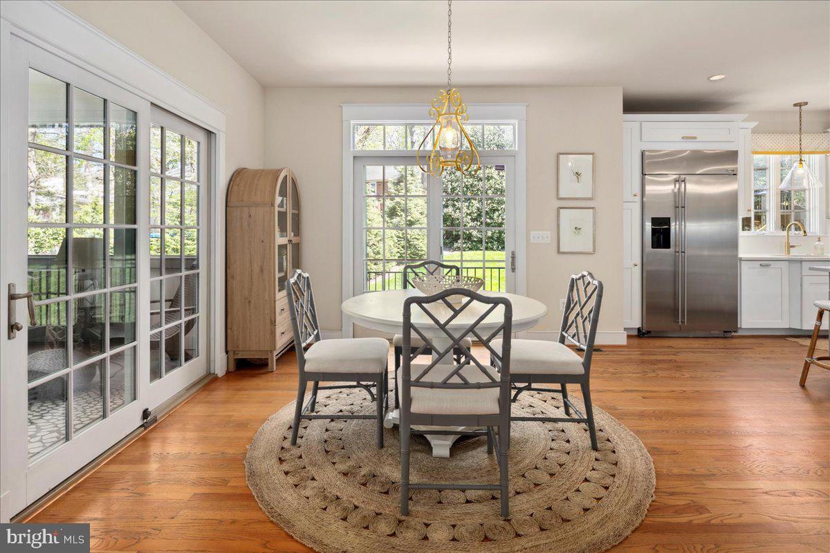 GOLF CLUB MANOR - Residential