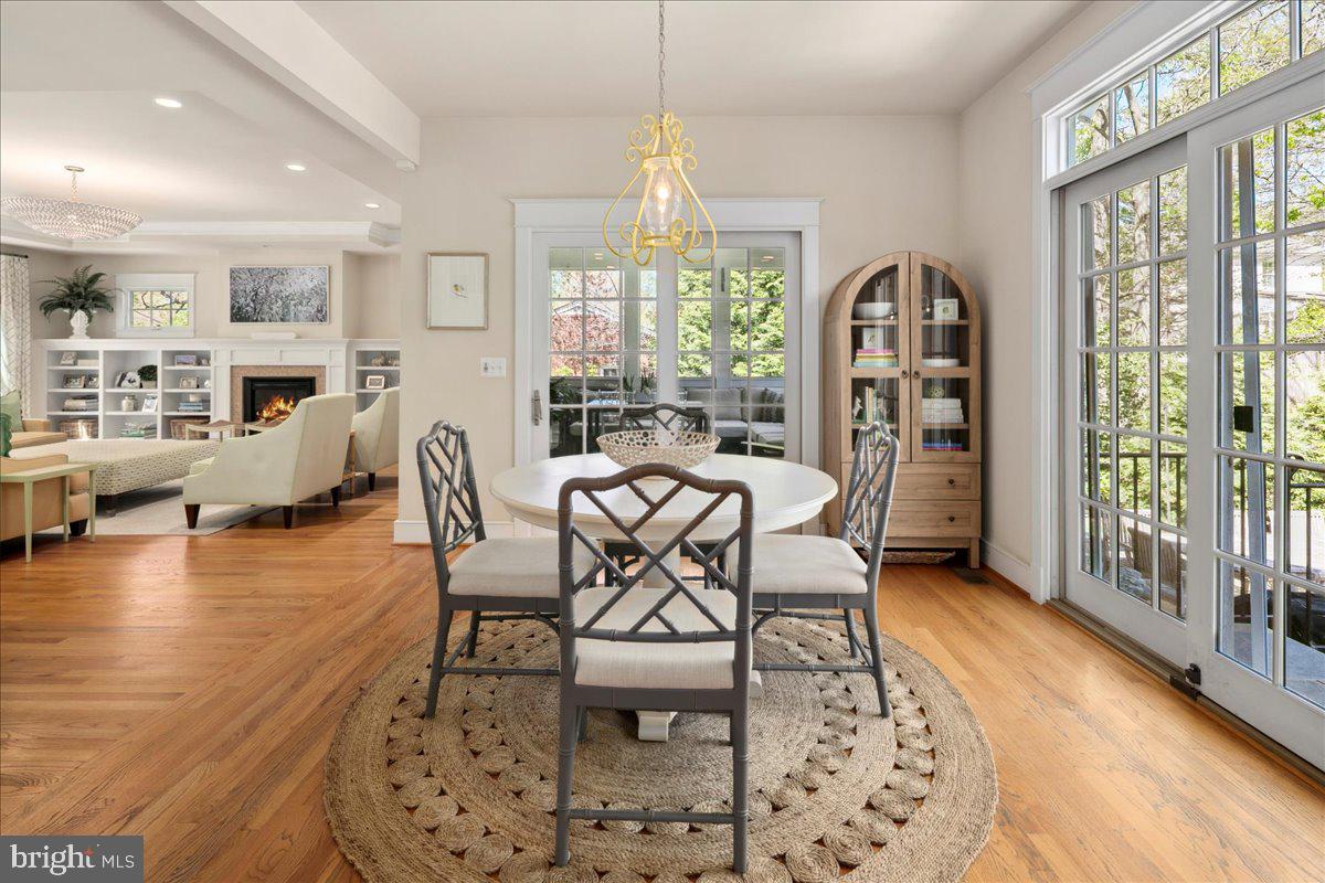 GOLF CLUB MANOR - Residential