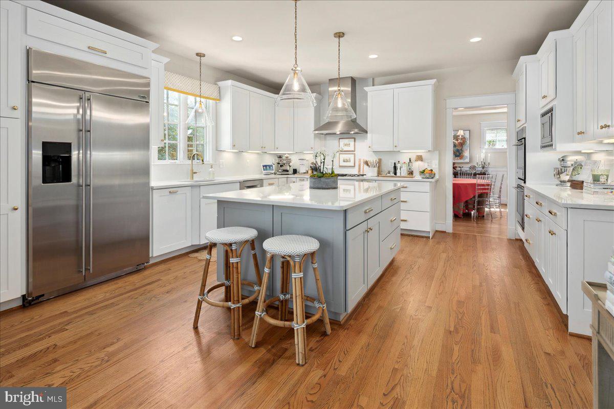 GOLF CLUB MANOR - Residential