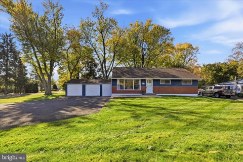 Photo for 601 W COUNTY LINE ROAD