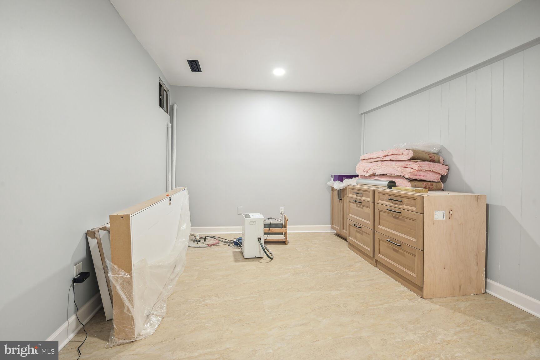 VILLAS DE ESPANA - Residential Lease