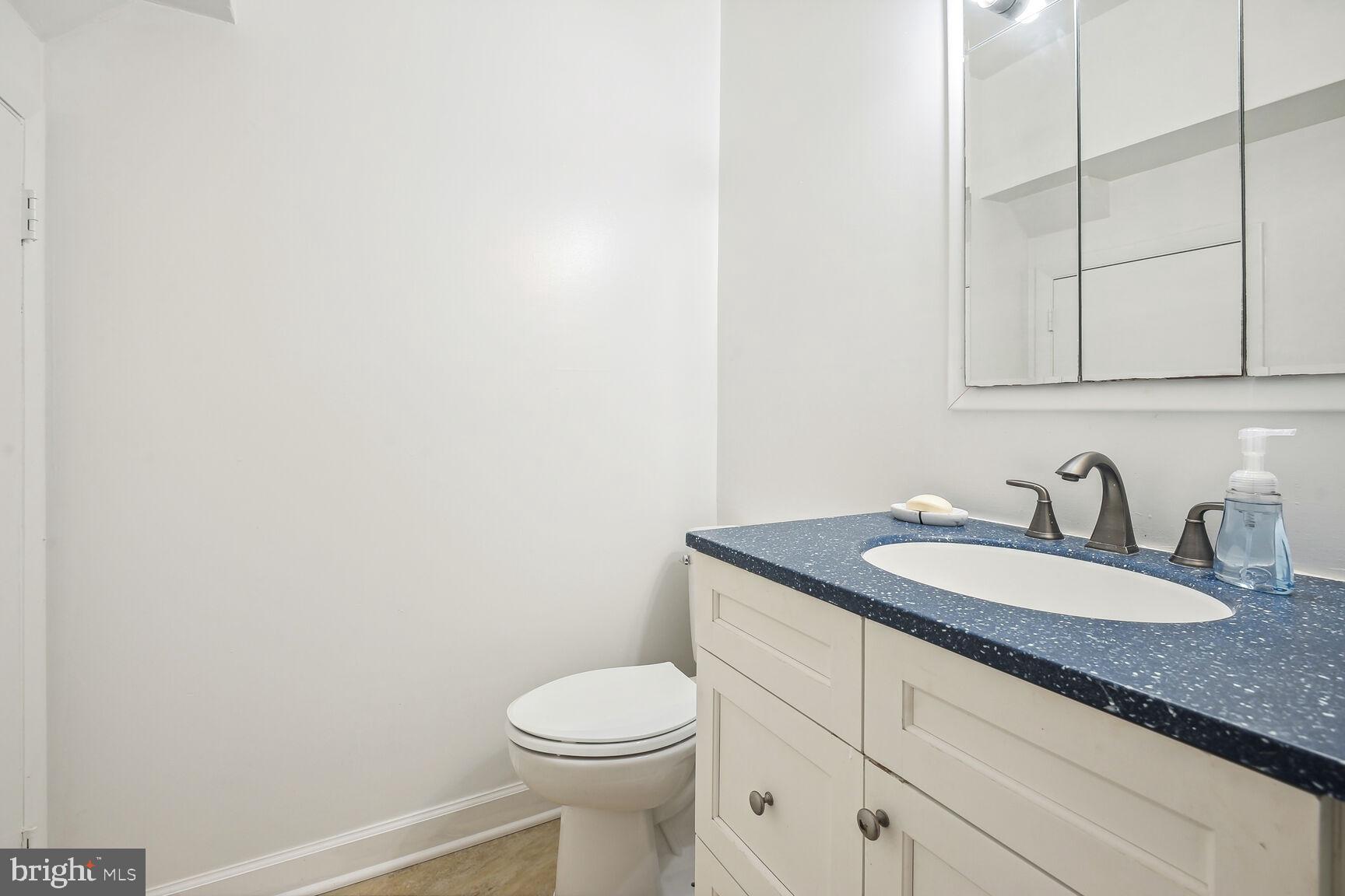 VILLAS DE ESPANA - Residential Lease