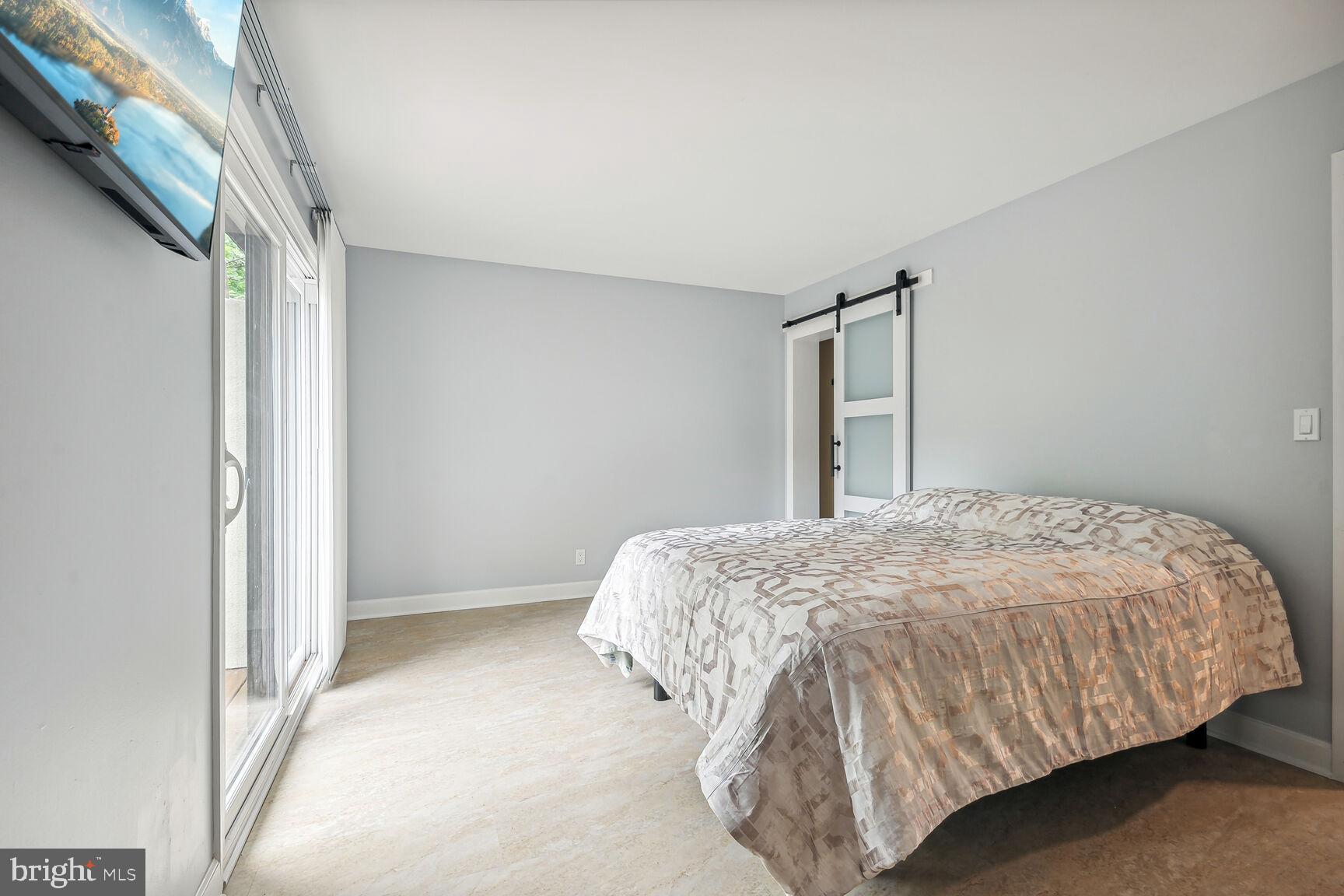 VILLAS DE ESPANA - Residential Lease