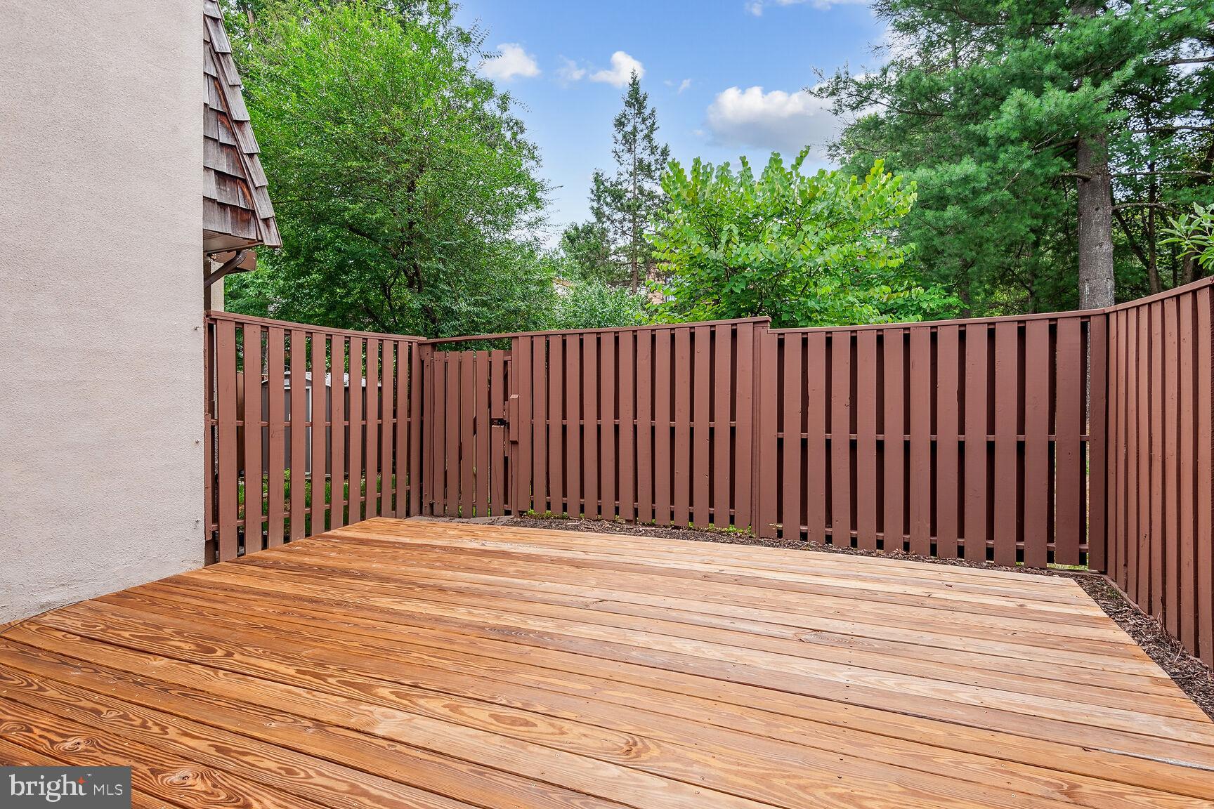 VILLAS DE ESPANA - Residential Lease