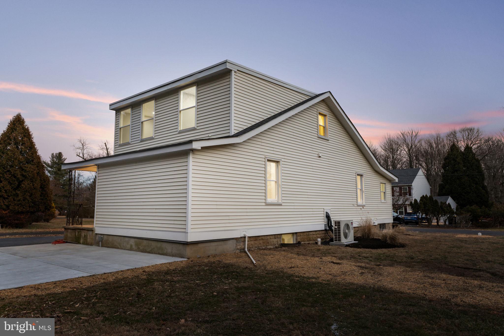 414 HALLOWELL AVENUE