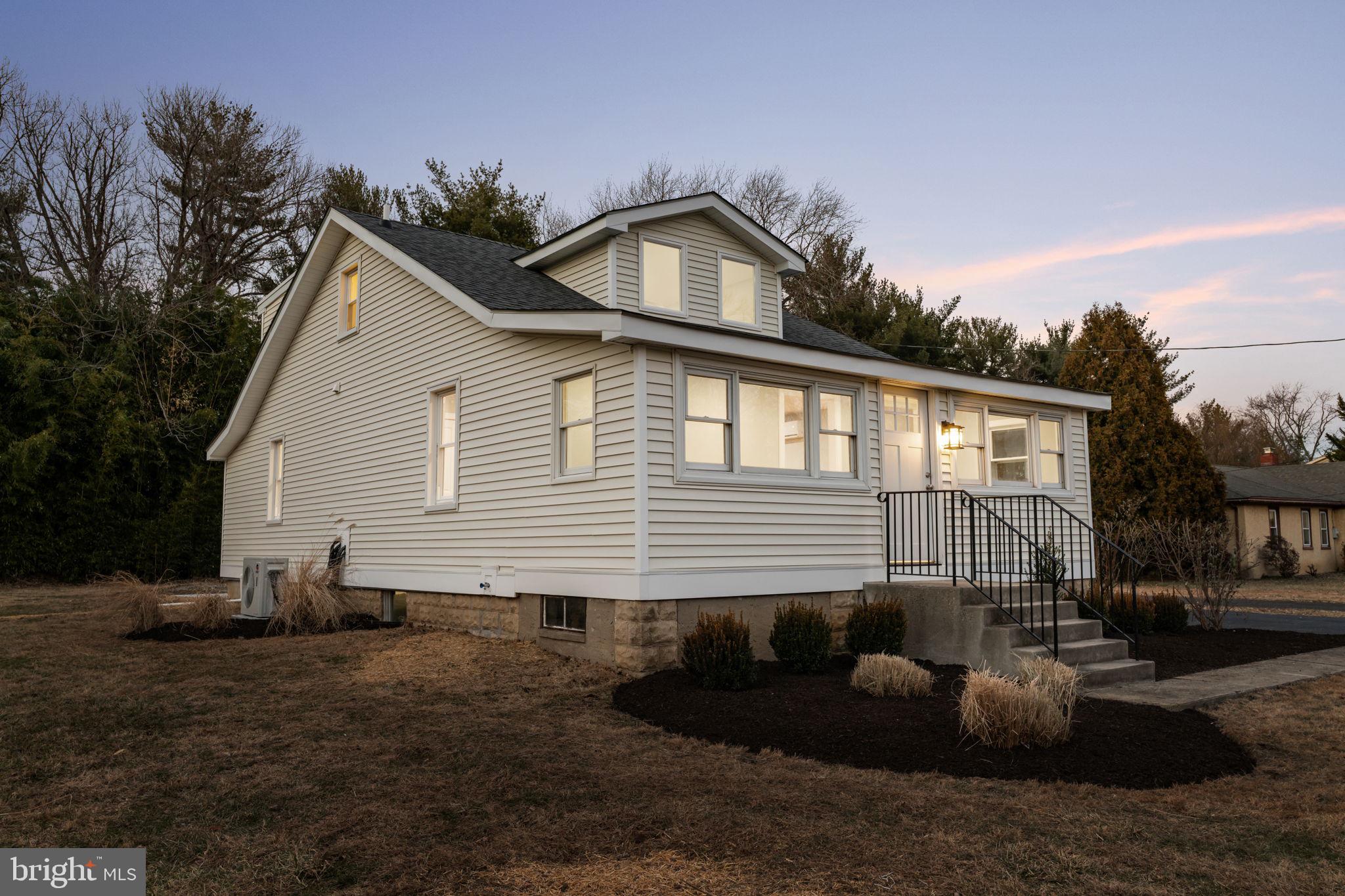 414 HALLOWELL AVENUE