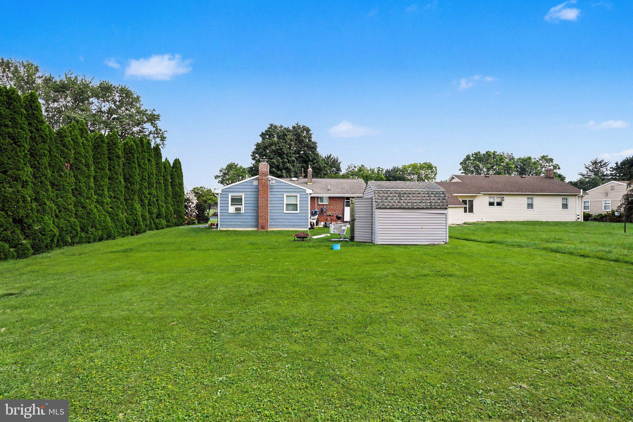 10 GREYSTONE ROAD