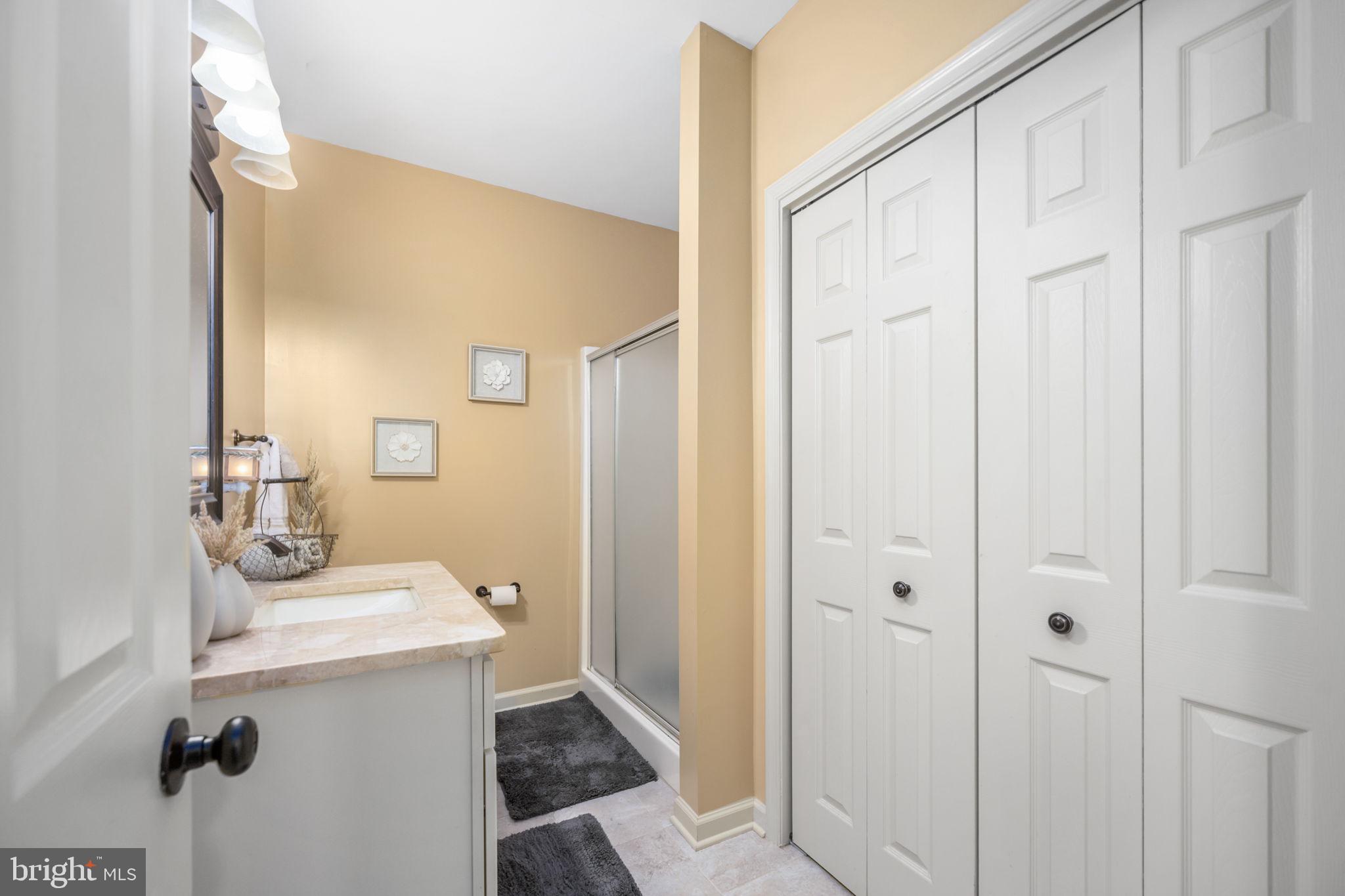 OVERTON FORK - Residential