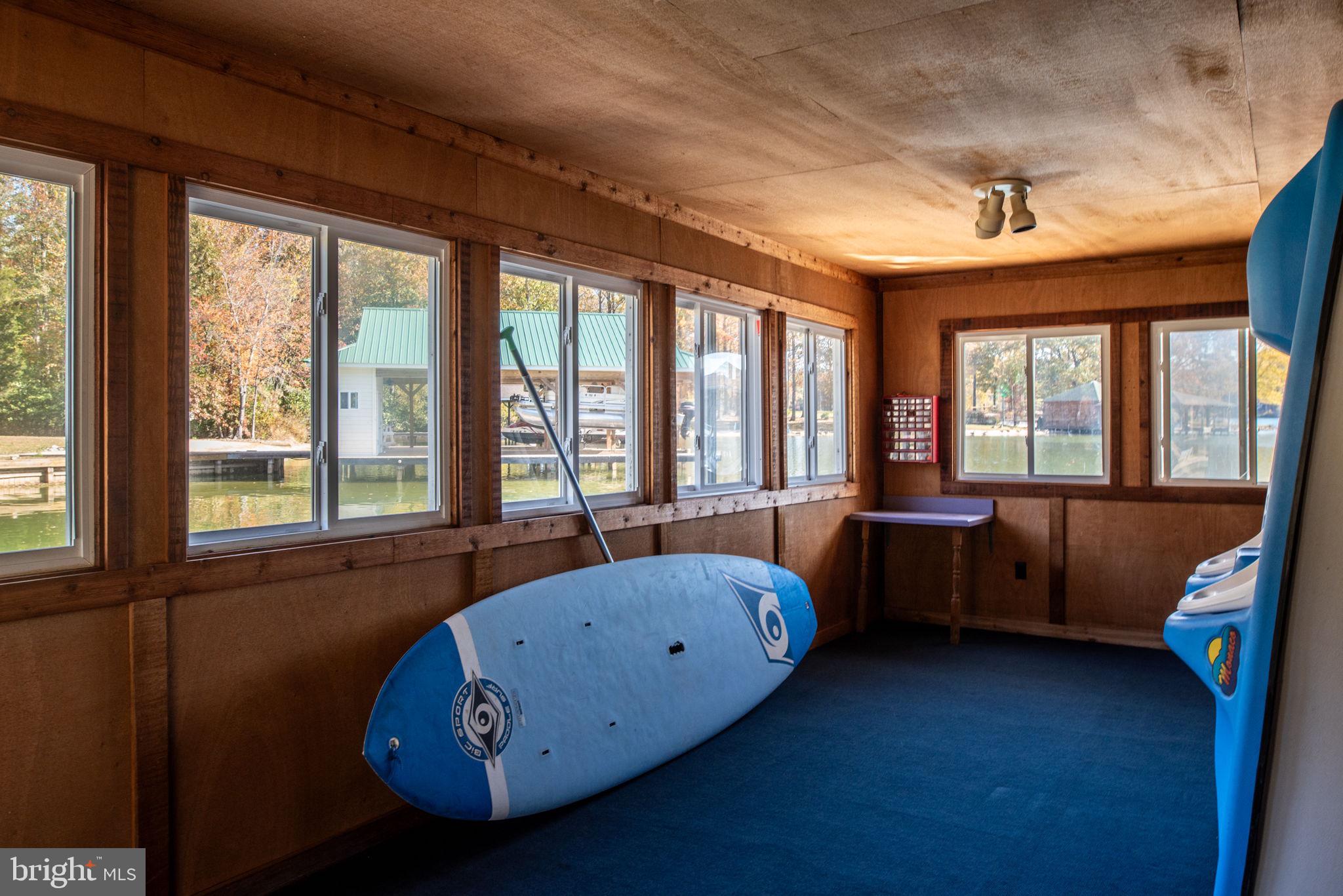 OVERTON FORK - Residential