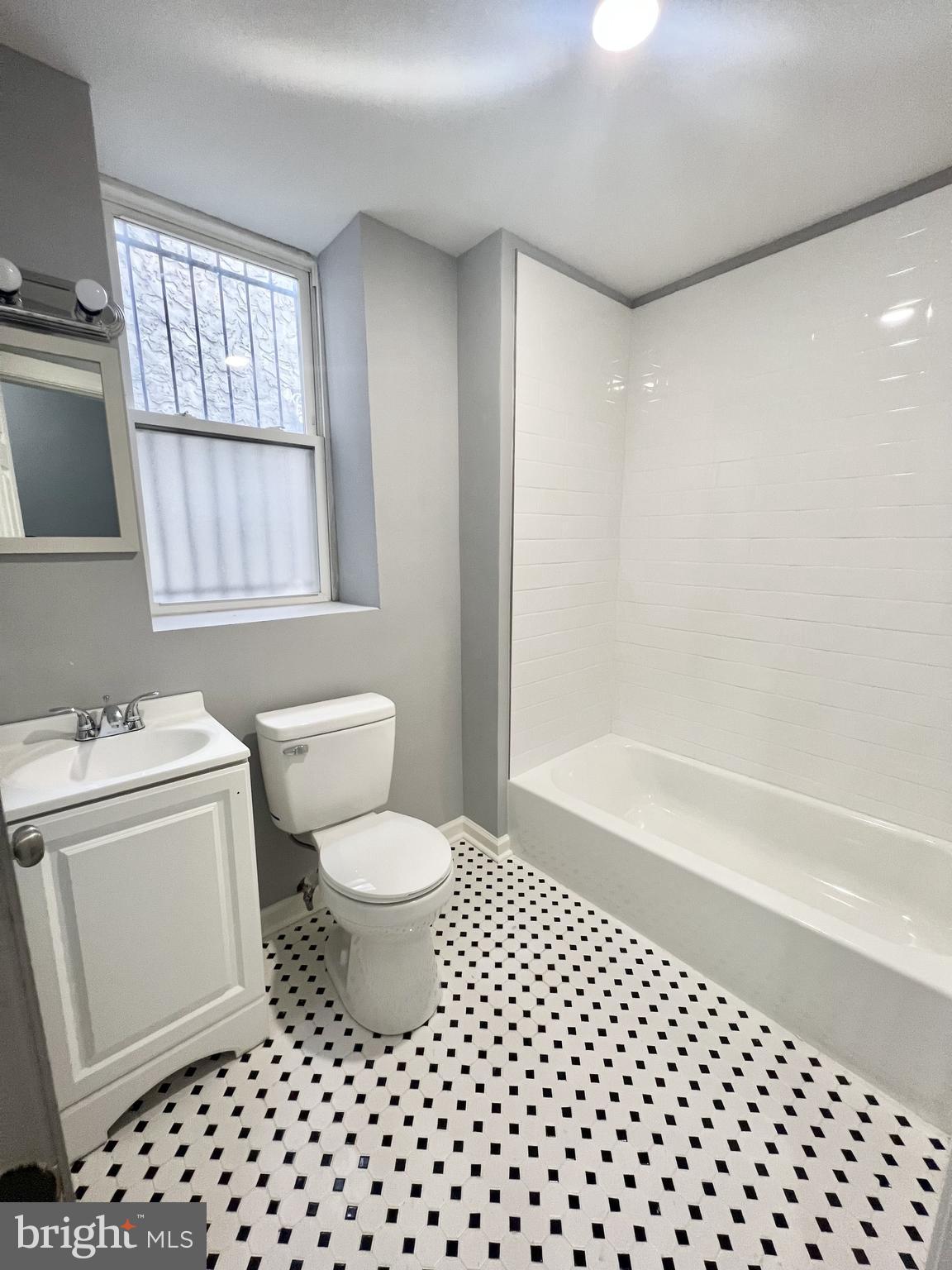 CARROLL PARK - Residential Lease