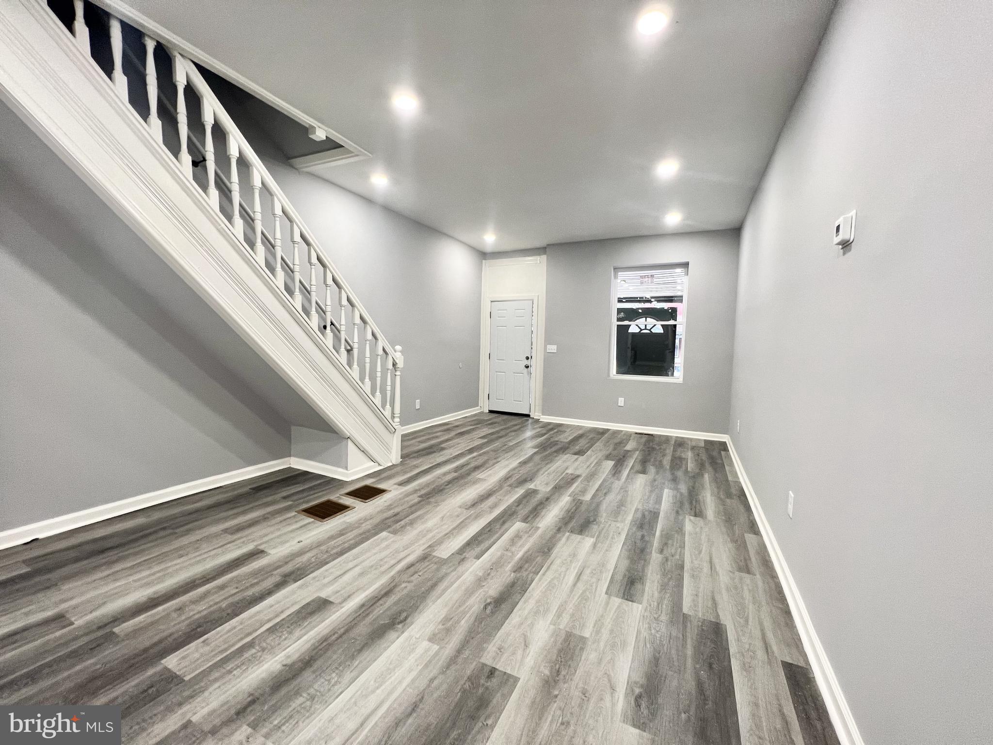 CARROLL PARK - Residential Lease