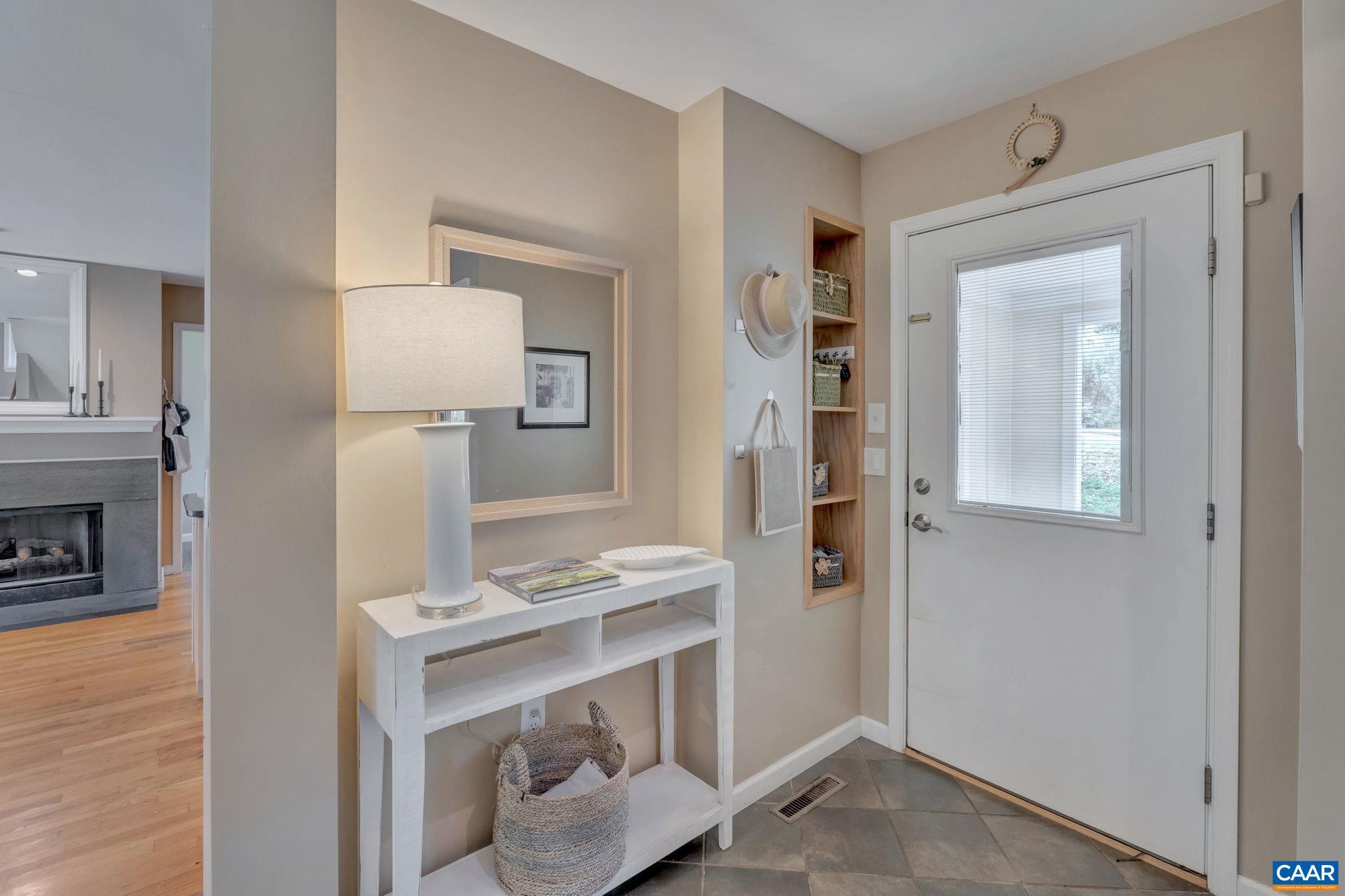 LOCUST GROVE - Residential