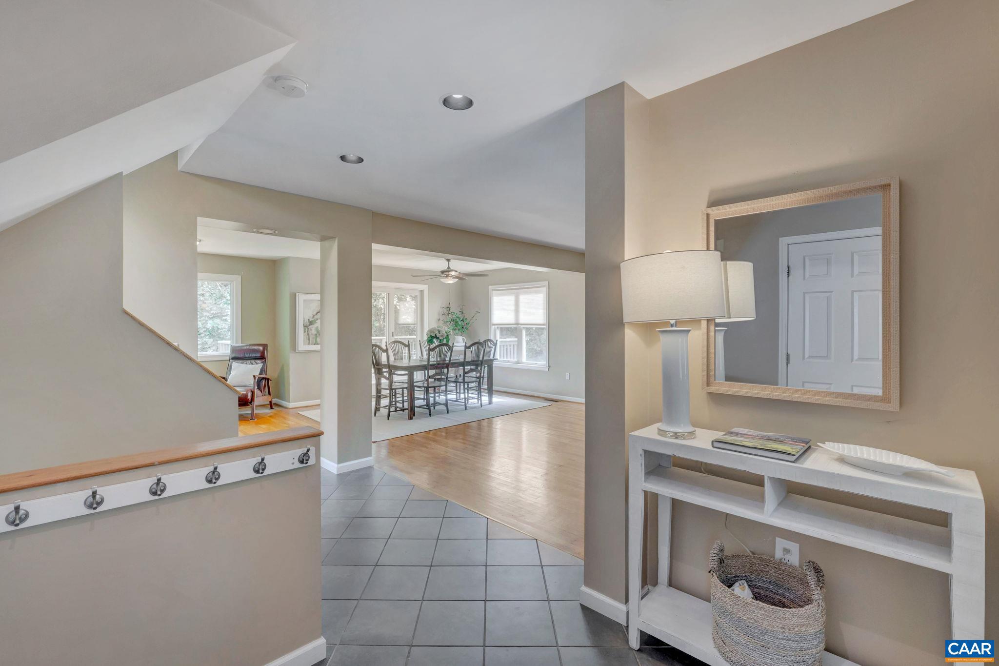 LOCUST GROVE - Residential