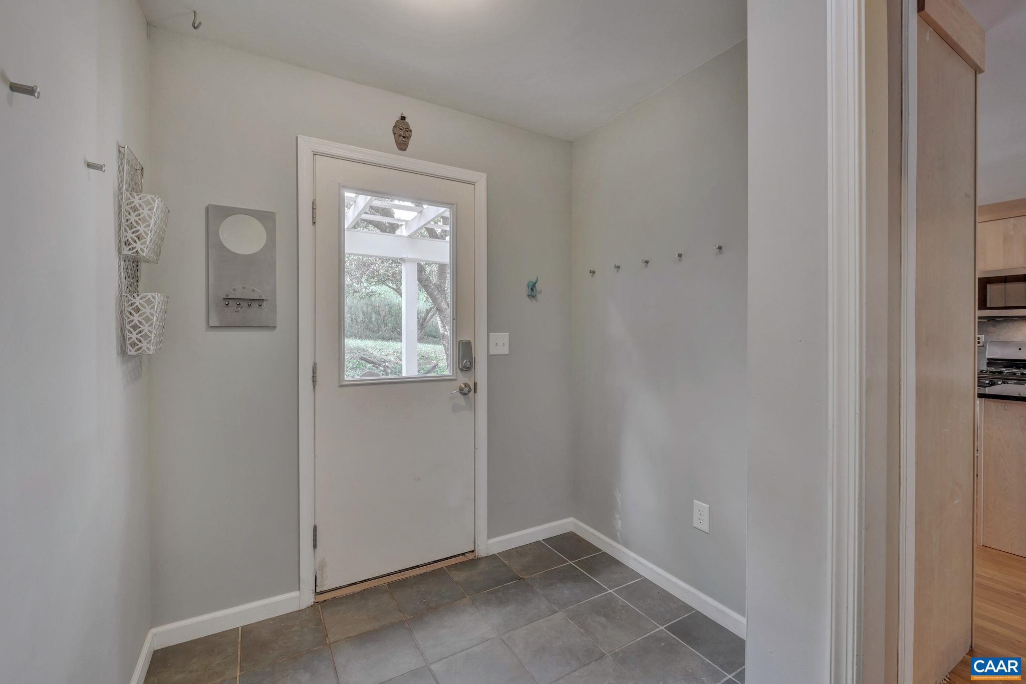 LOCUST GROVE - Residential