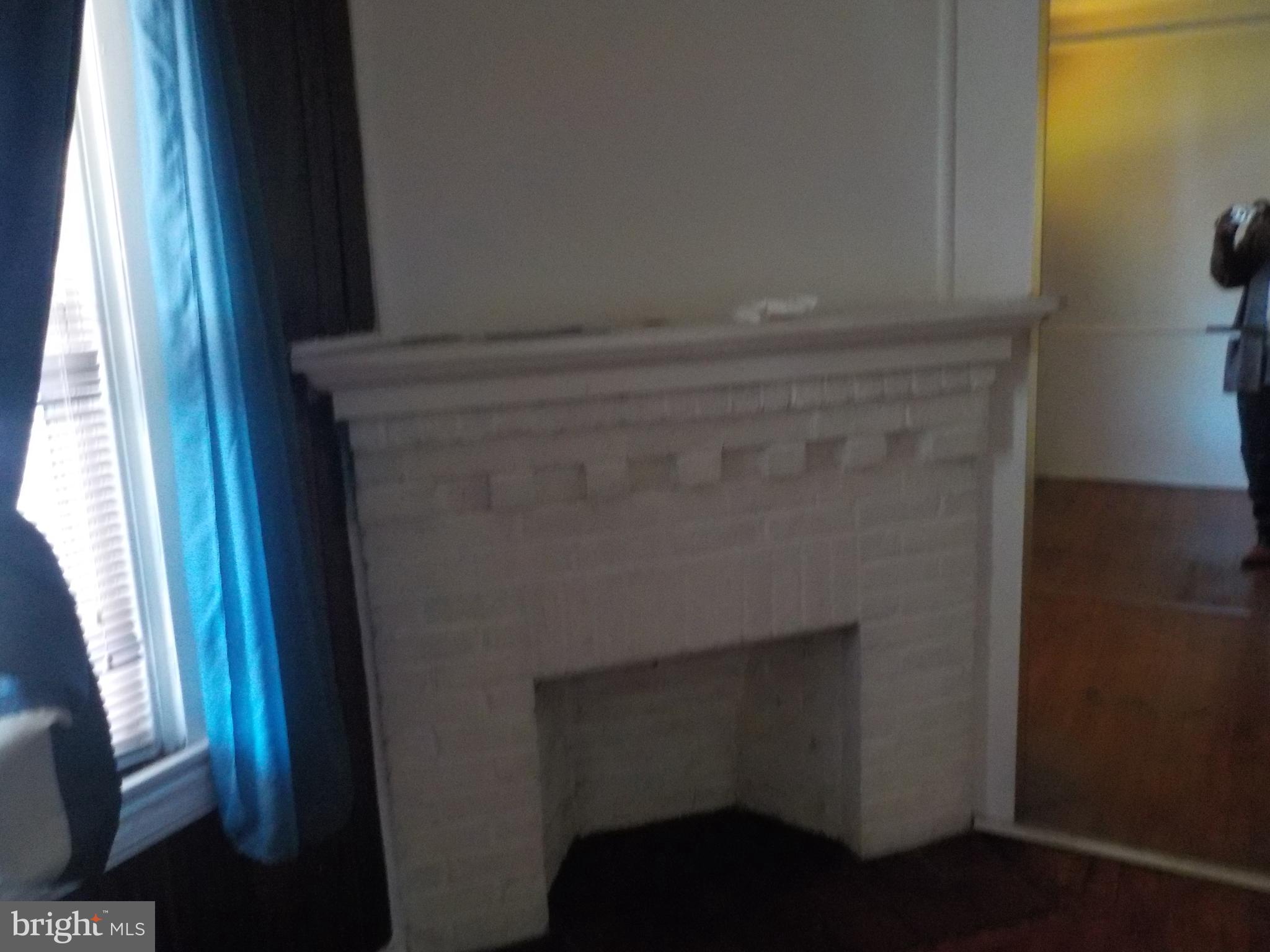 WEST OAK LANE - Residential