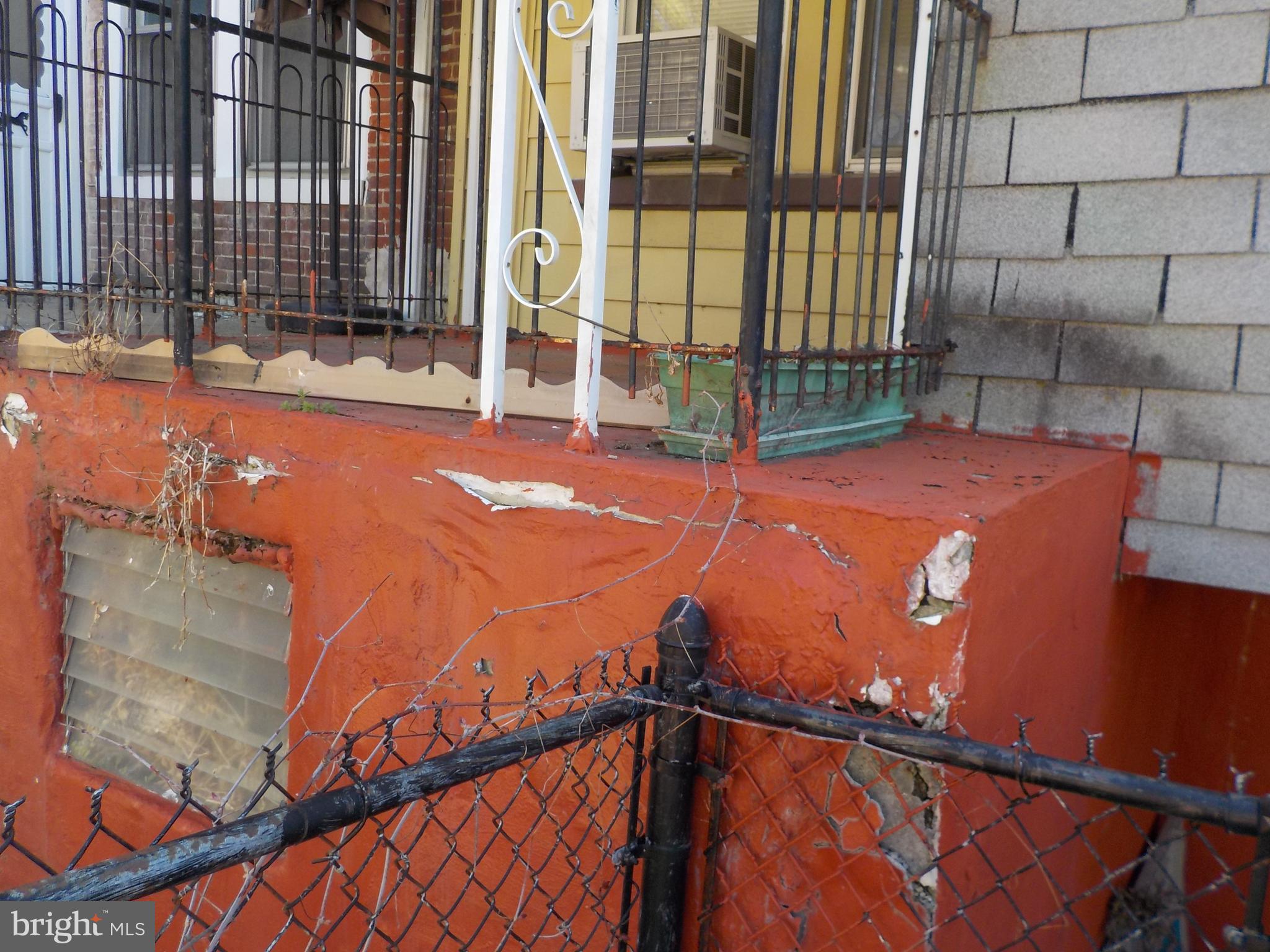 WEST OAK LANE - Residential