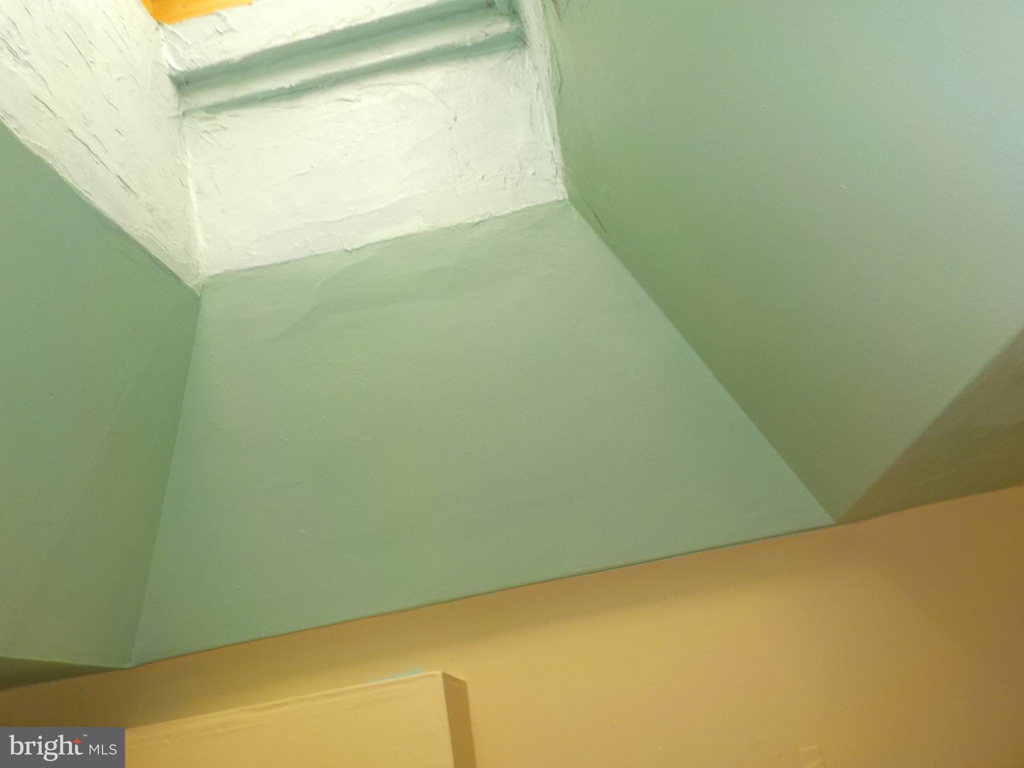 WEST OAK LANE - Residential