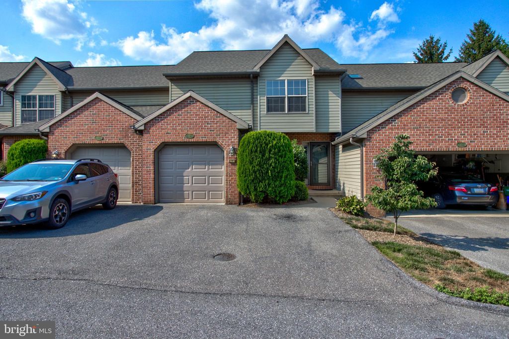 Photo of 19 River Bend Park, Lancaster, PA 17602 (MLS # PALA2055108)