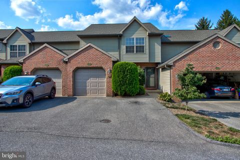 Photo of 19 River Bend Park, Lancaster, PA 17602 (MLS # PALA2055108)