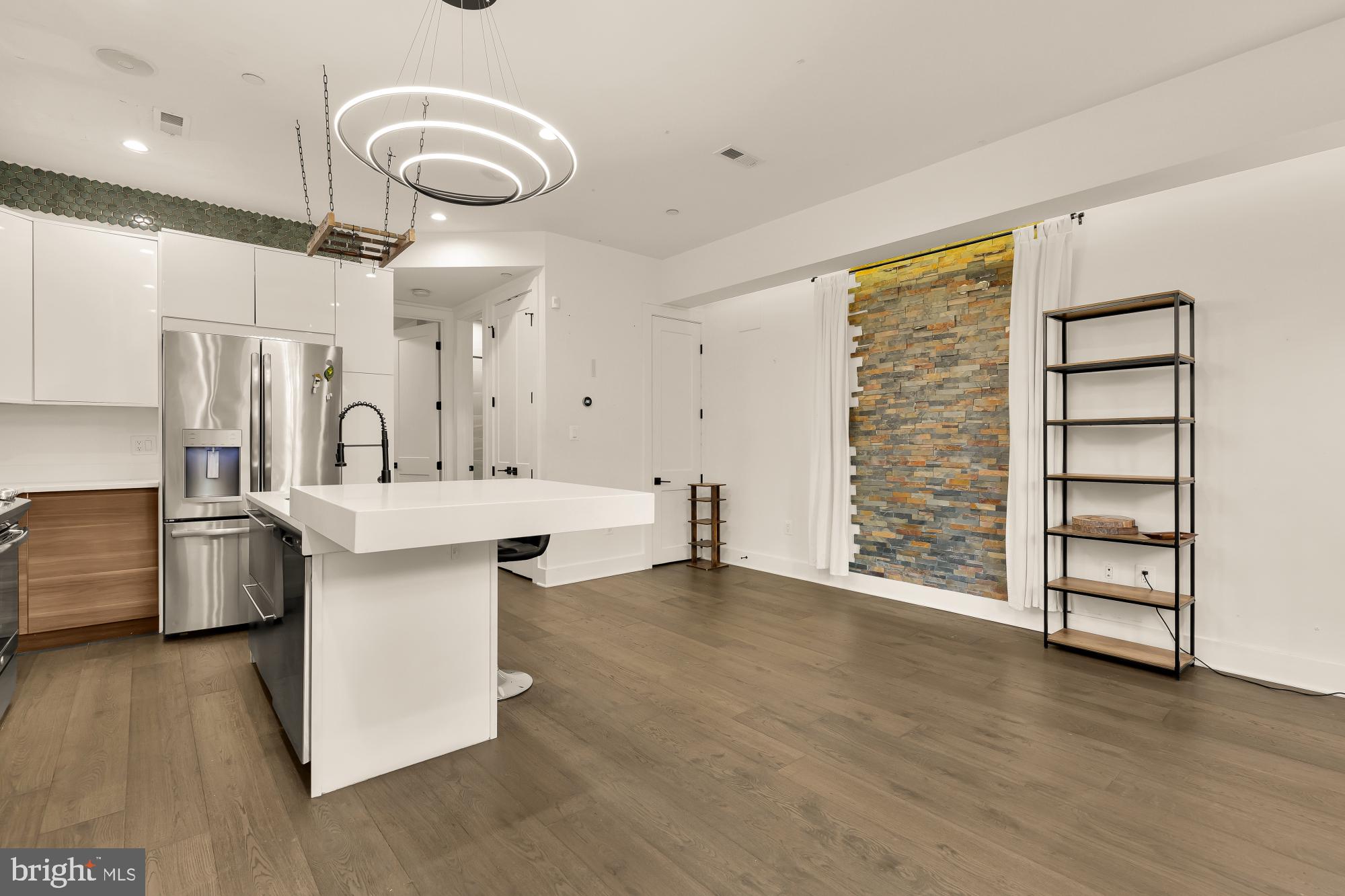 1428 MERIDIAN PLACE NW 1