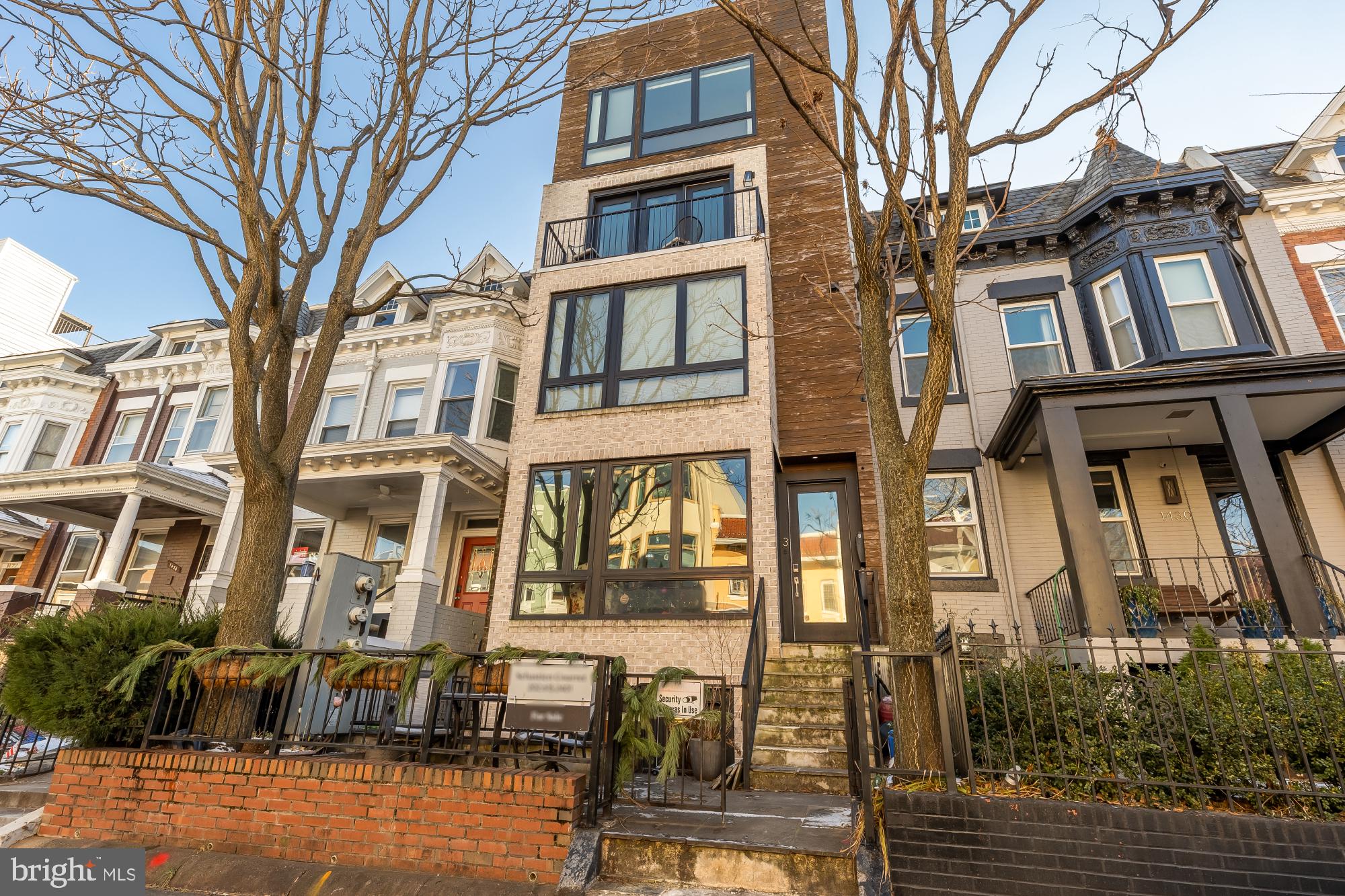 1428 MERIDIAN PLACE NW 1