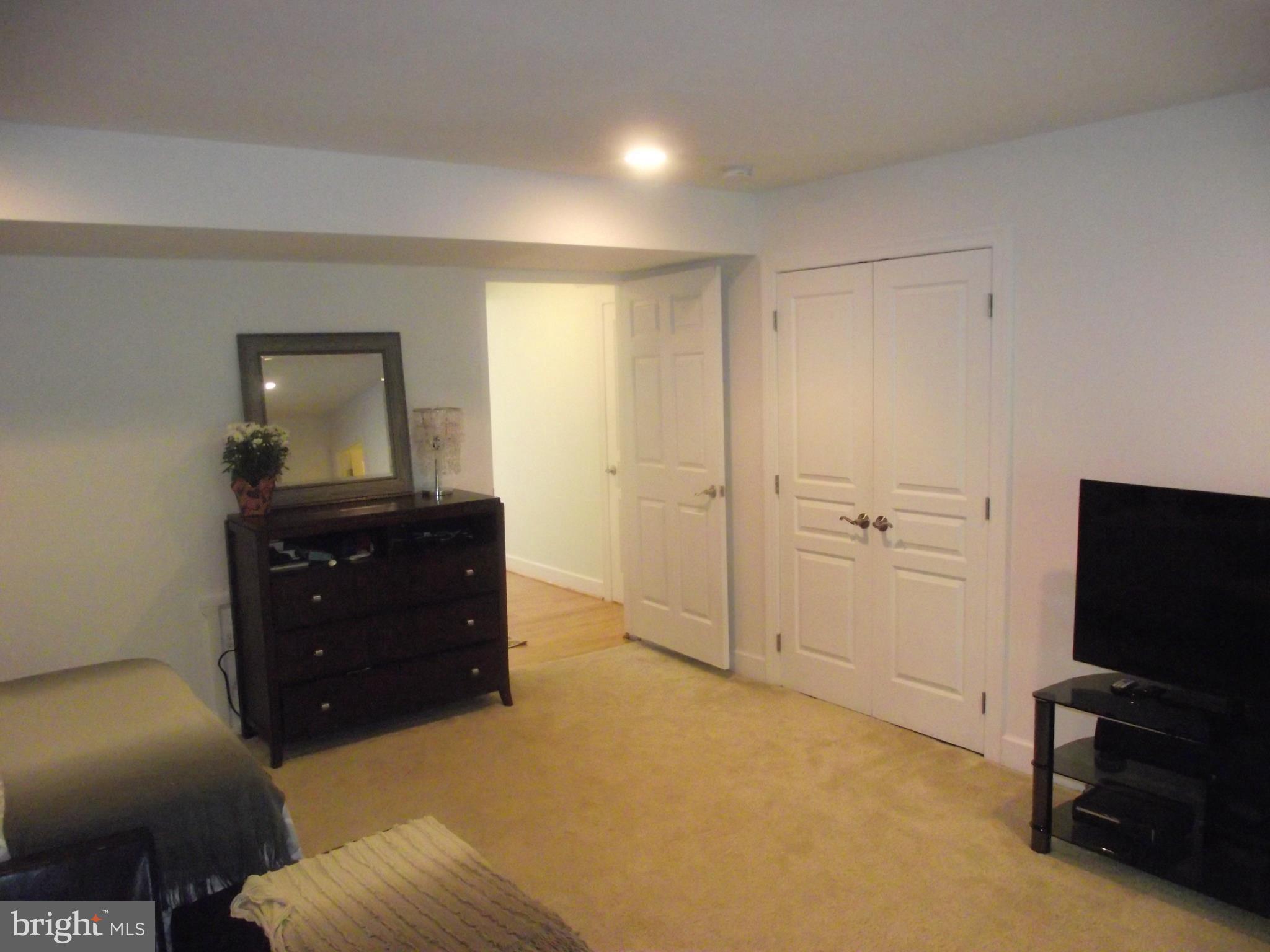 BRADLEY SQUARE - Residential Lease
