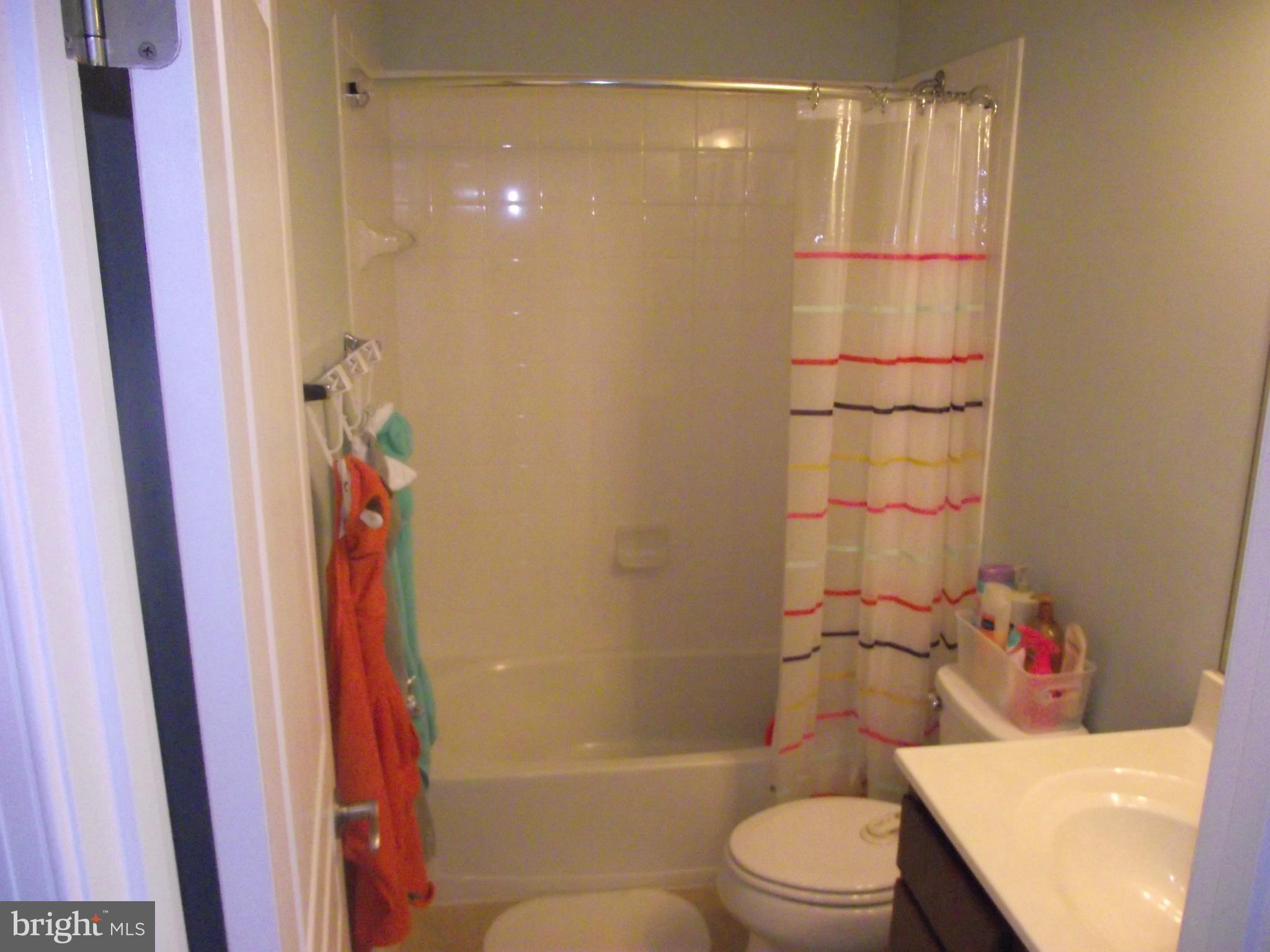 BRADLEY SQUARE - Residential Lease