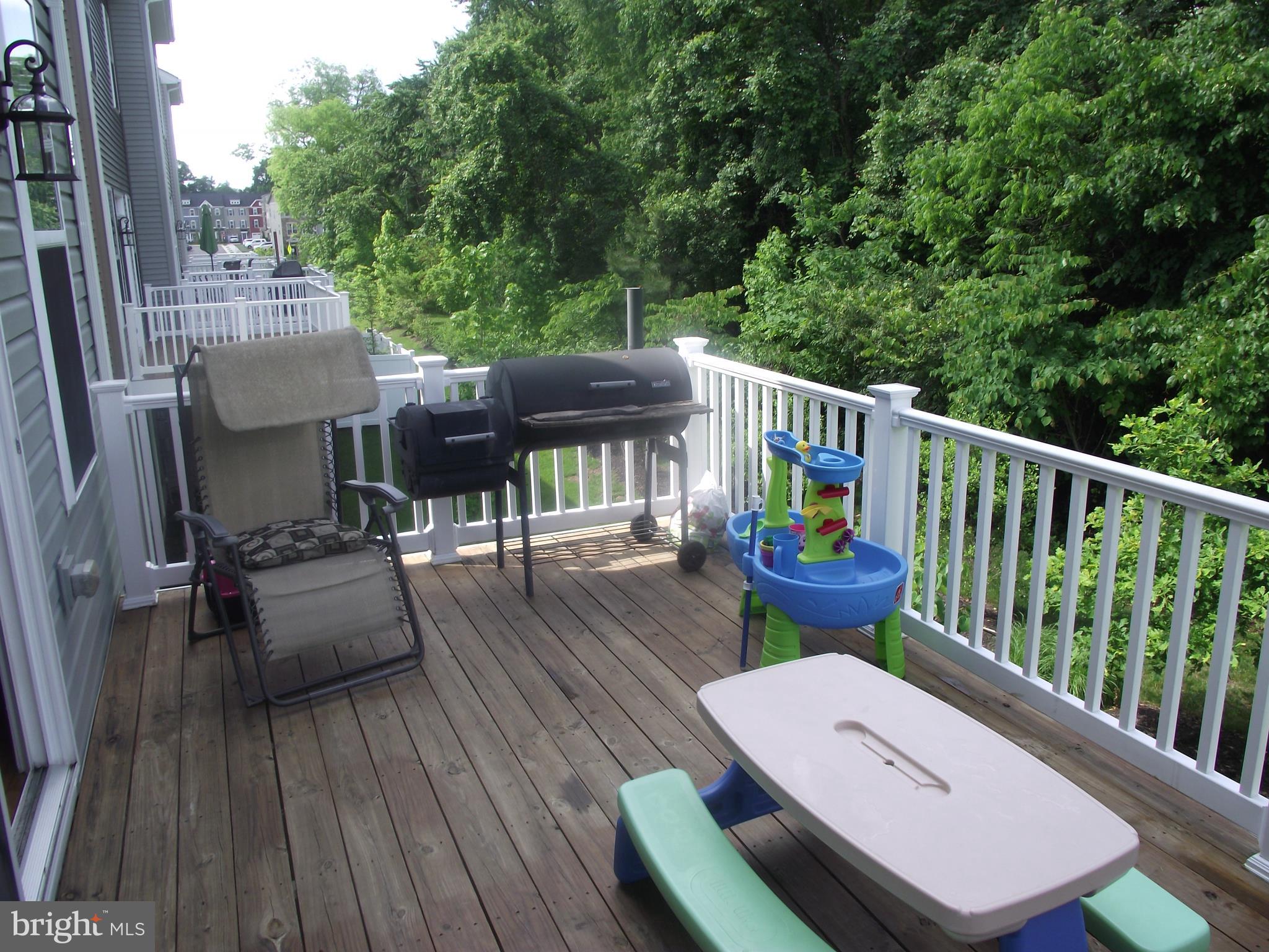 BRADLEY SQUARE - Residential Lease