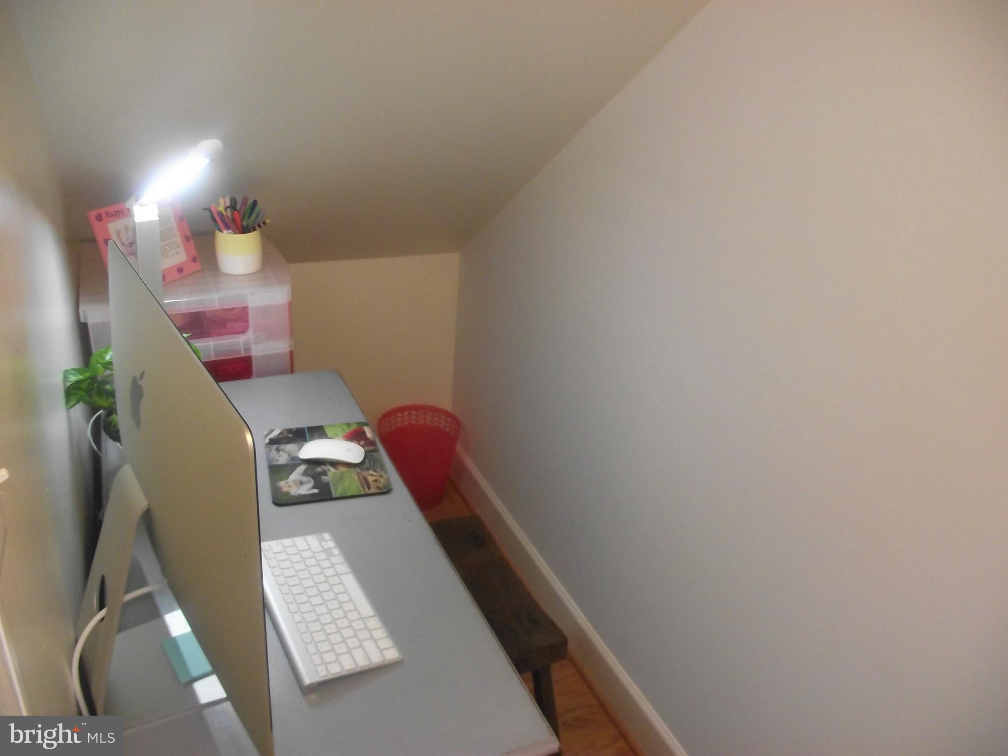 BRADLEY SQUARE - Residential Lease