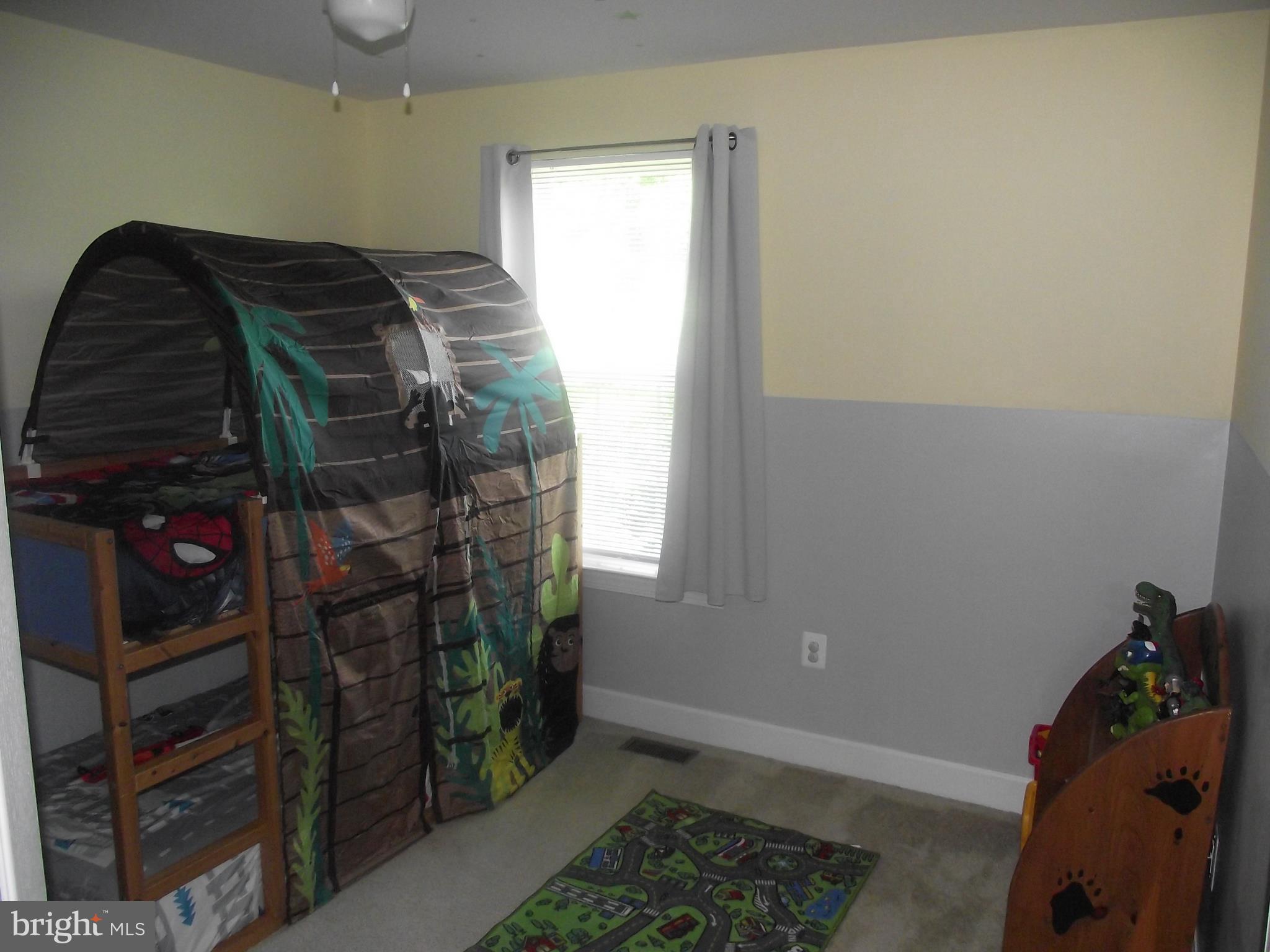 BRADLEY SQUARE - Residential Lease