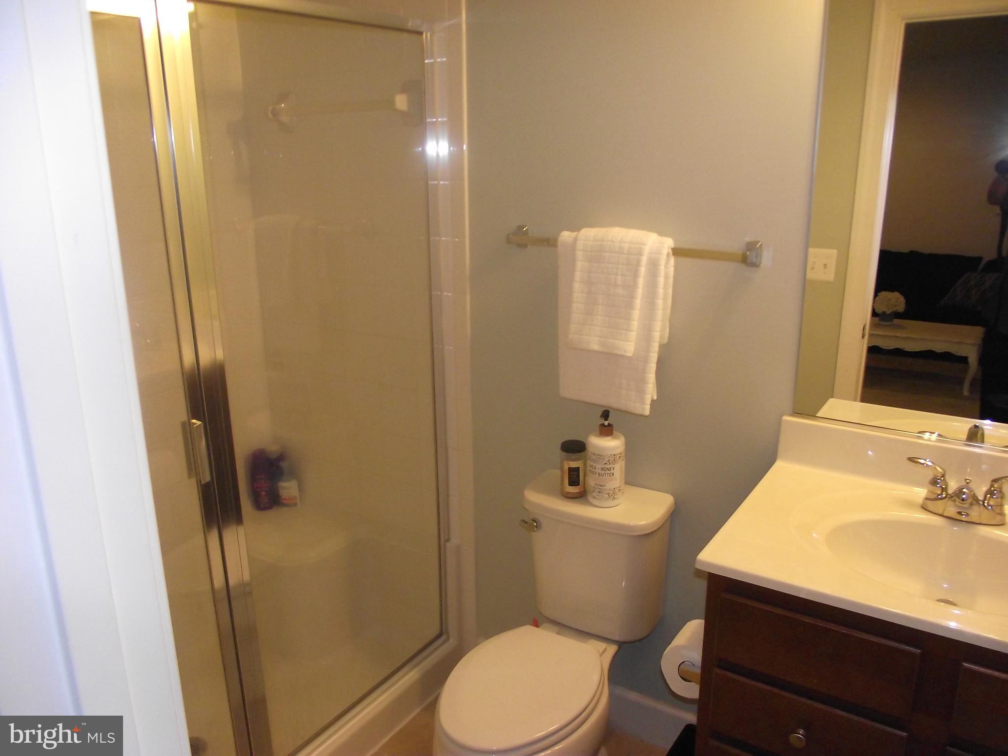 BRADLEY SQUARE - Residential Lease