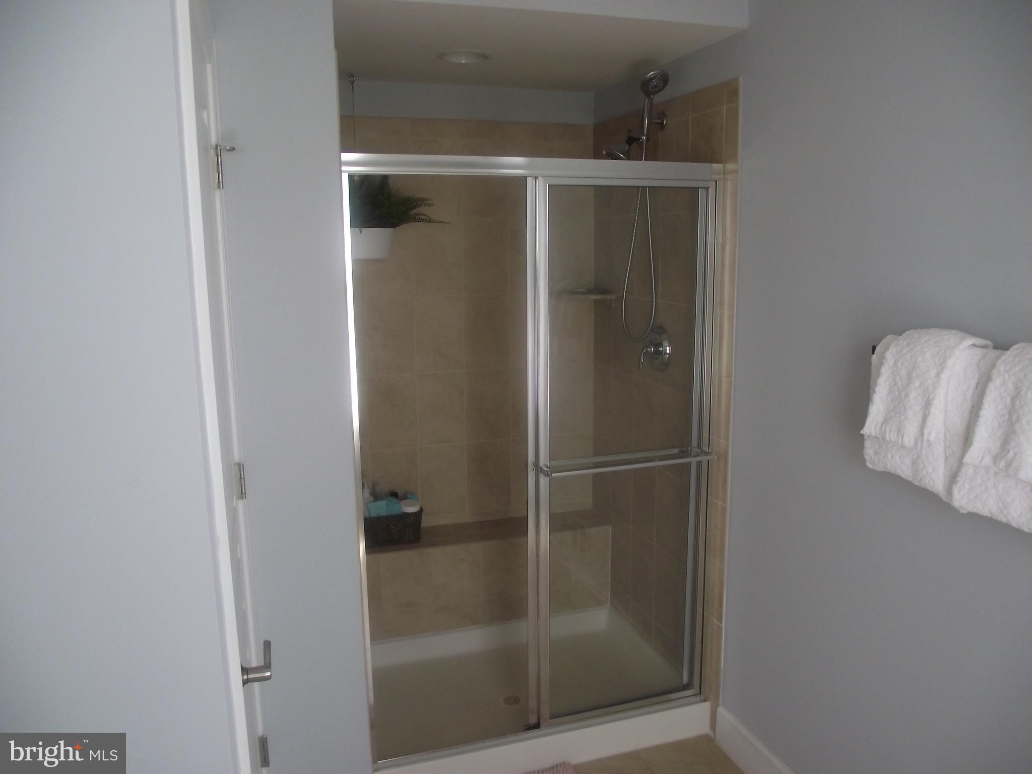 BRADLEY SQUARE - Residential Lease
