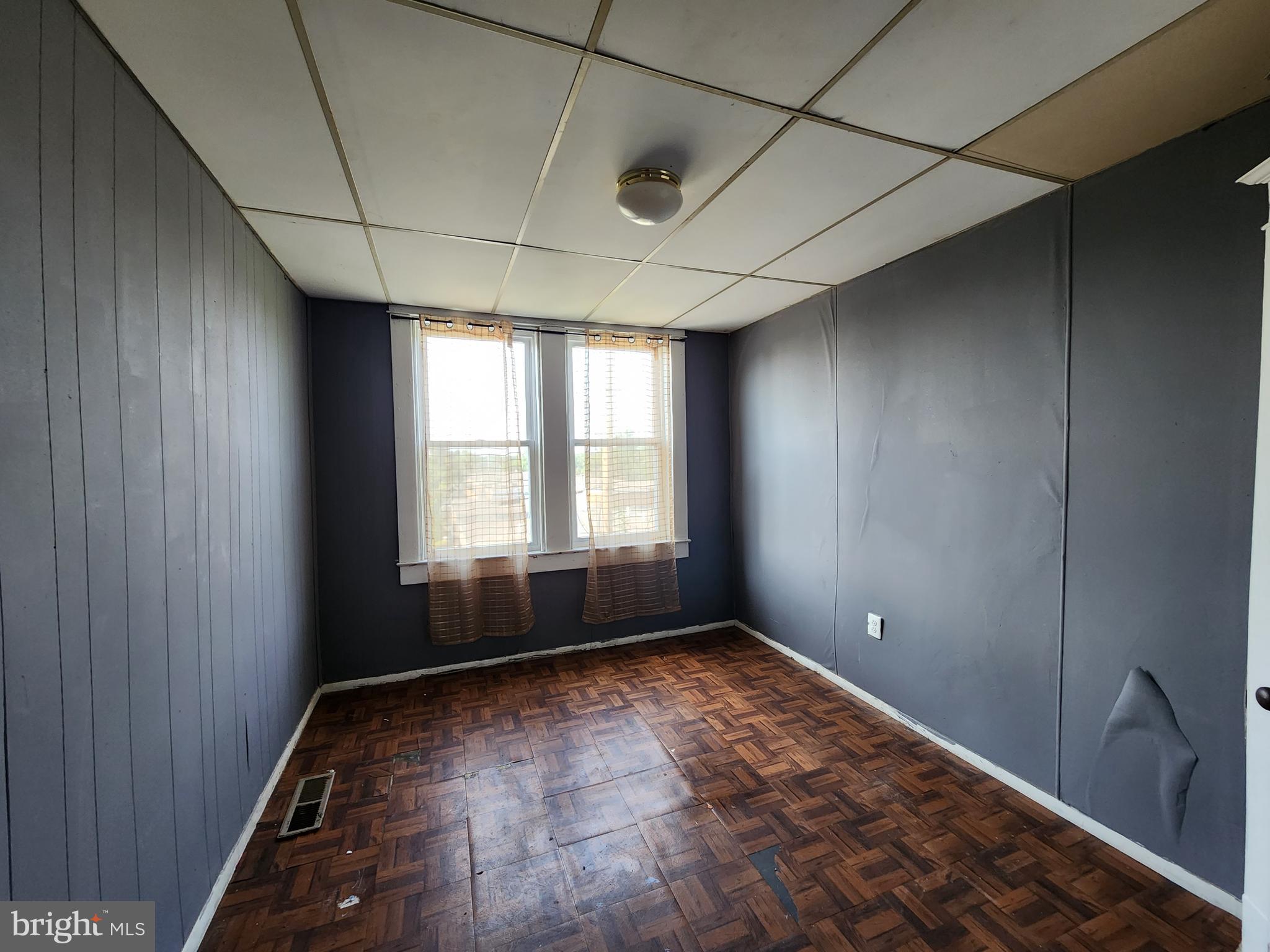 ROSEMONT - Residential