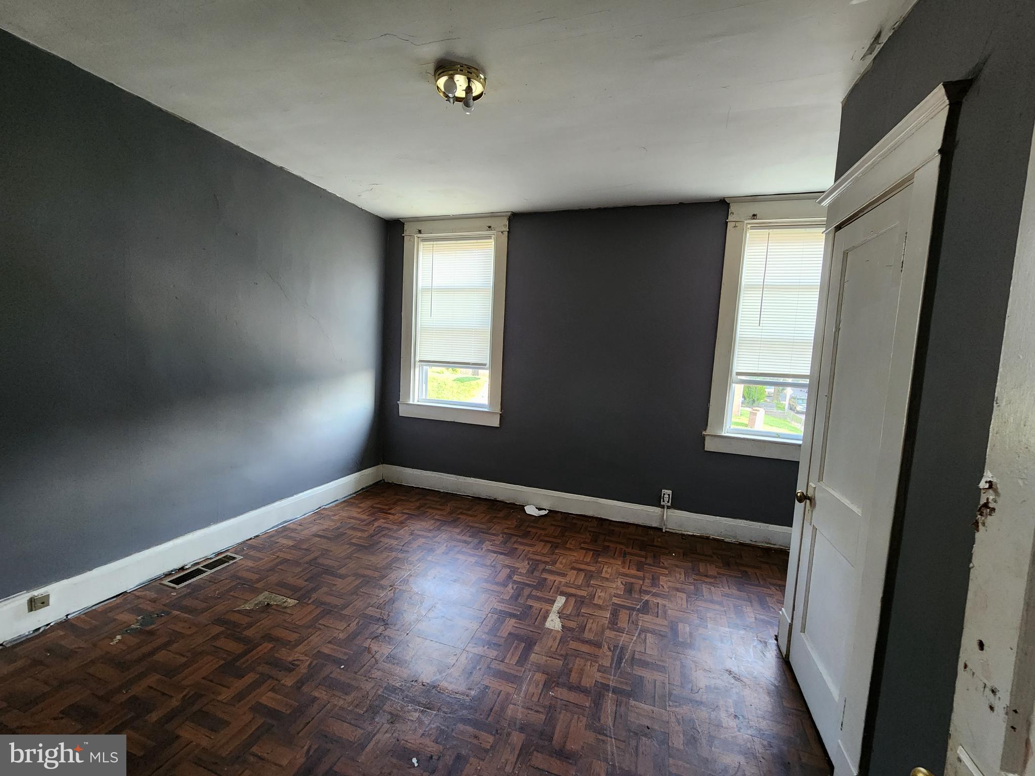 ROSEMONT - Residential