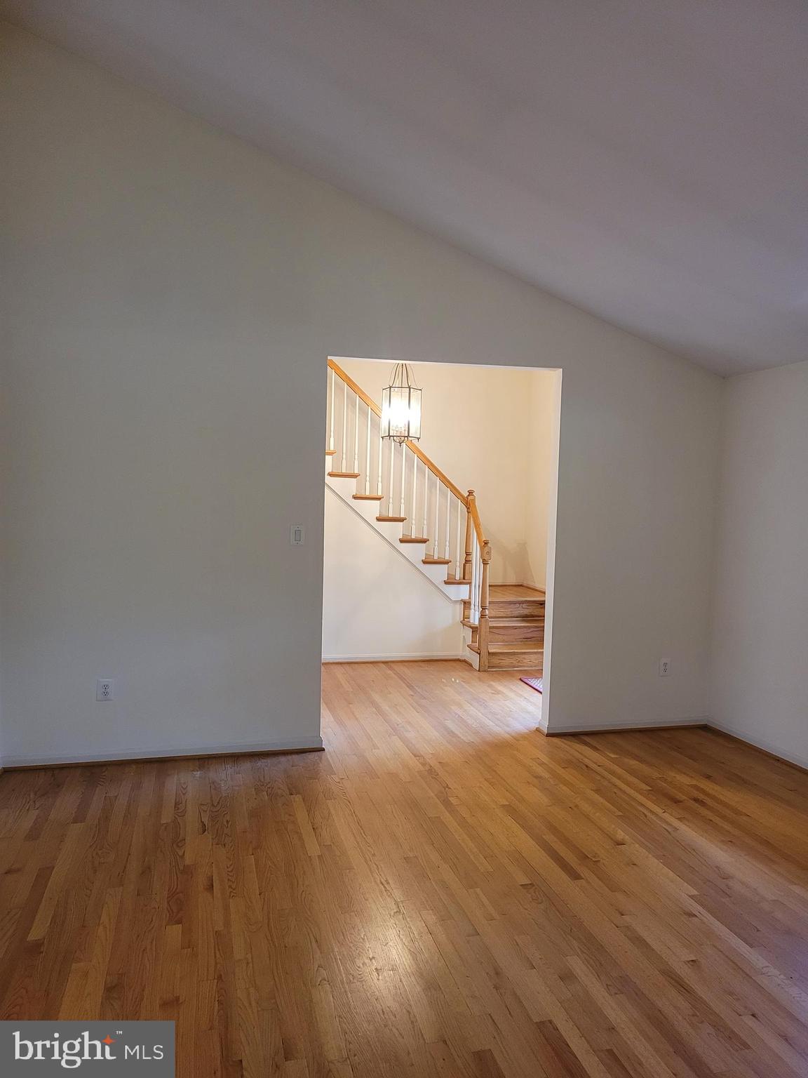 STRATTON COMMONS - Residential Lease