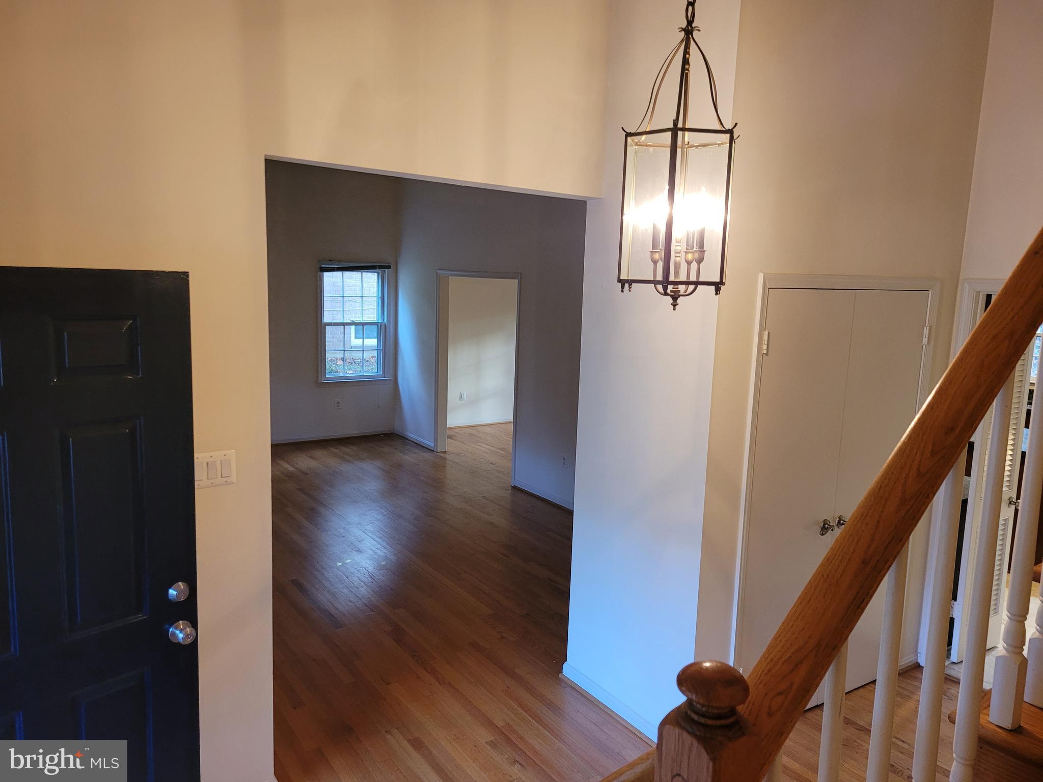 STRATTON COMMONS - Residential Lease