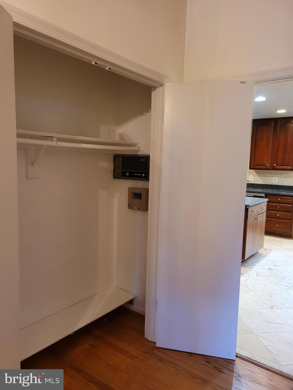 STRATTON COMMONS - Residential Lease