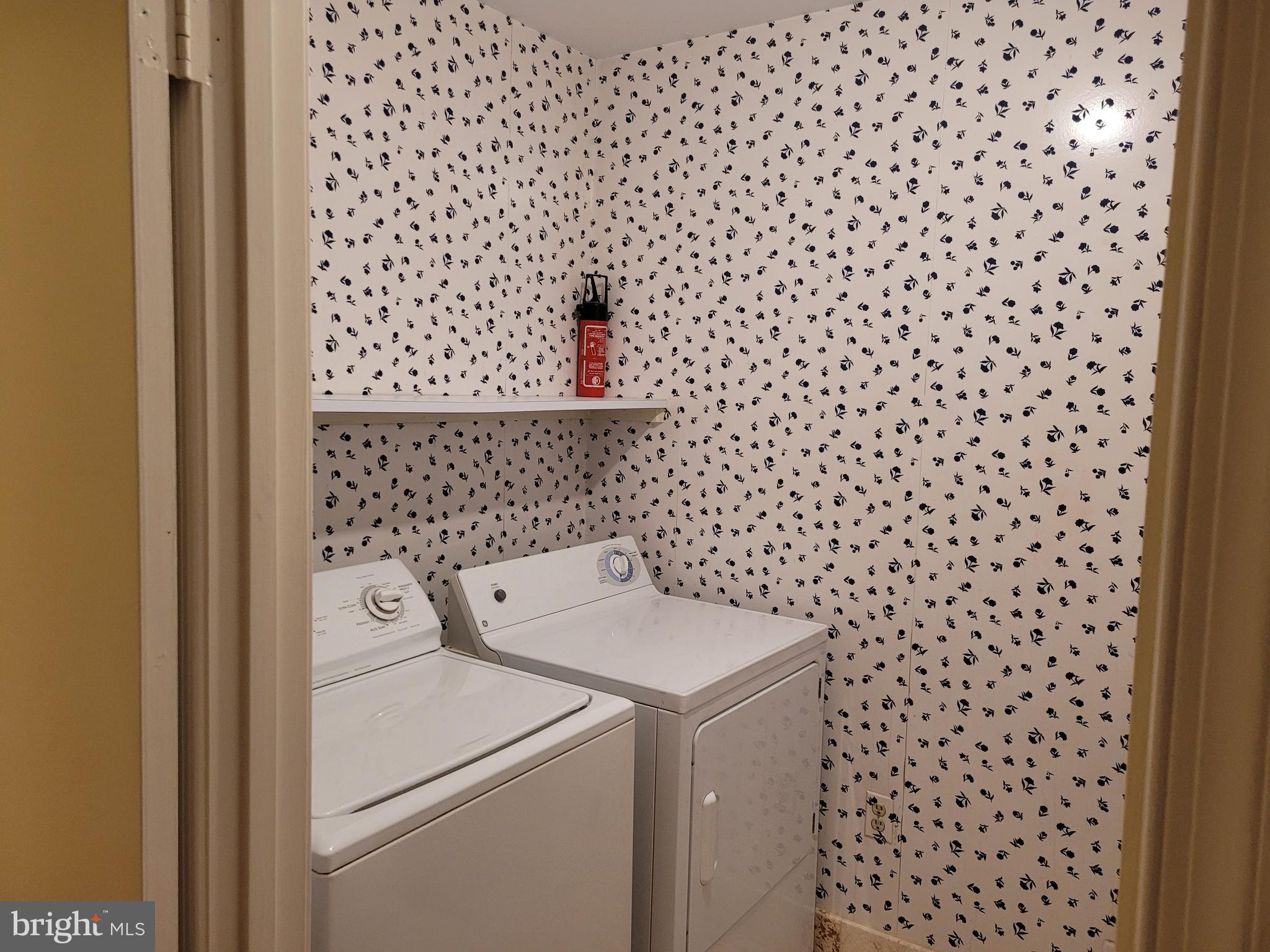 STRATTON COMMONS - Residential Lease